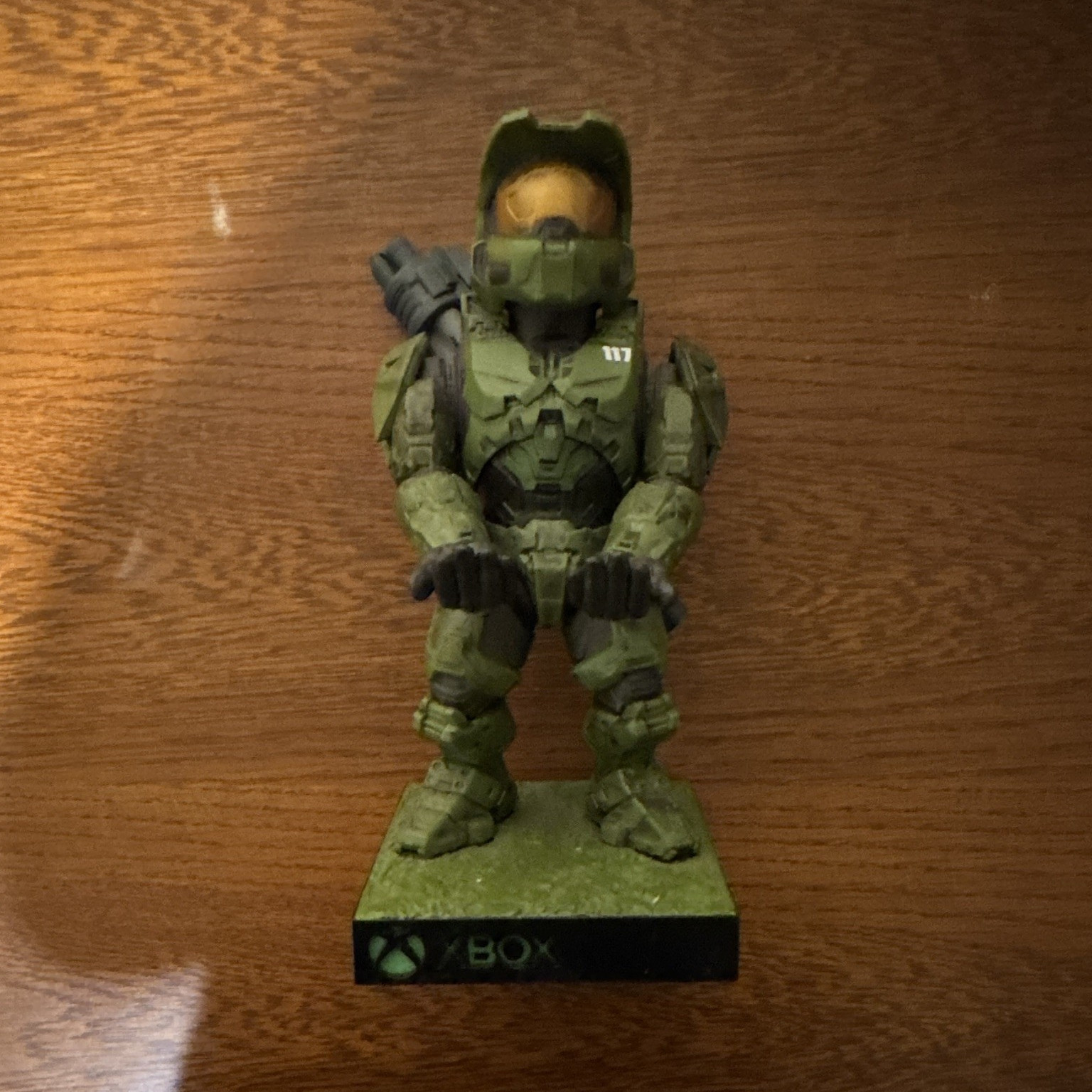 Xbox Halo Series Master Chief Figurine Stand with Light-Up Base (Green Armor)