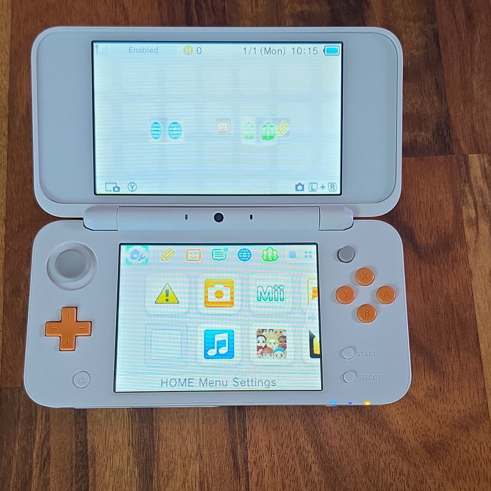 Nintendo 2DS XL White & Orange Tested and Working!