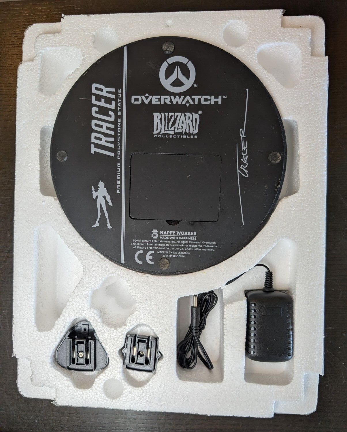 OVERWATCH TRACER Statue Lot-Blizzard Team signed Box, T-Shirt,Poster,Coins