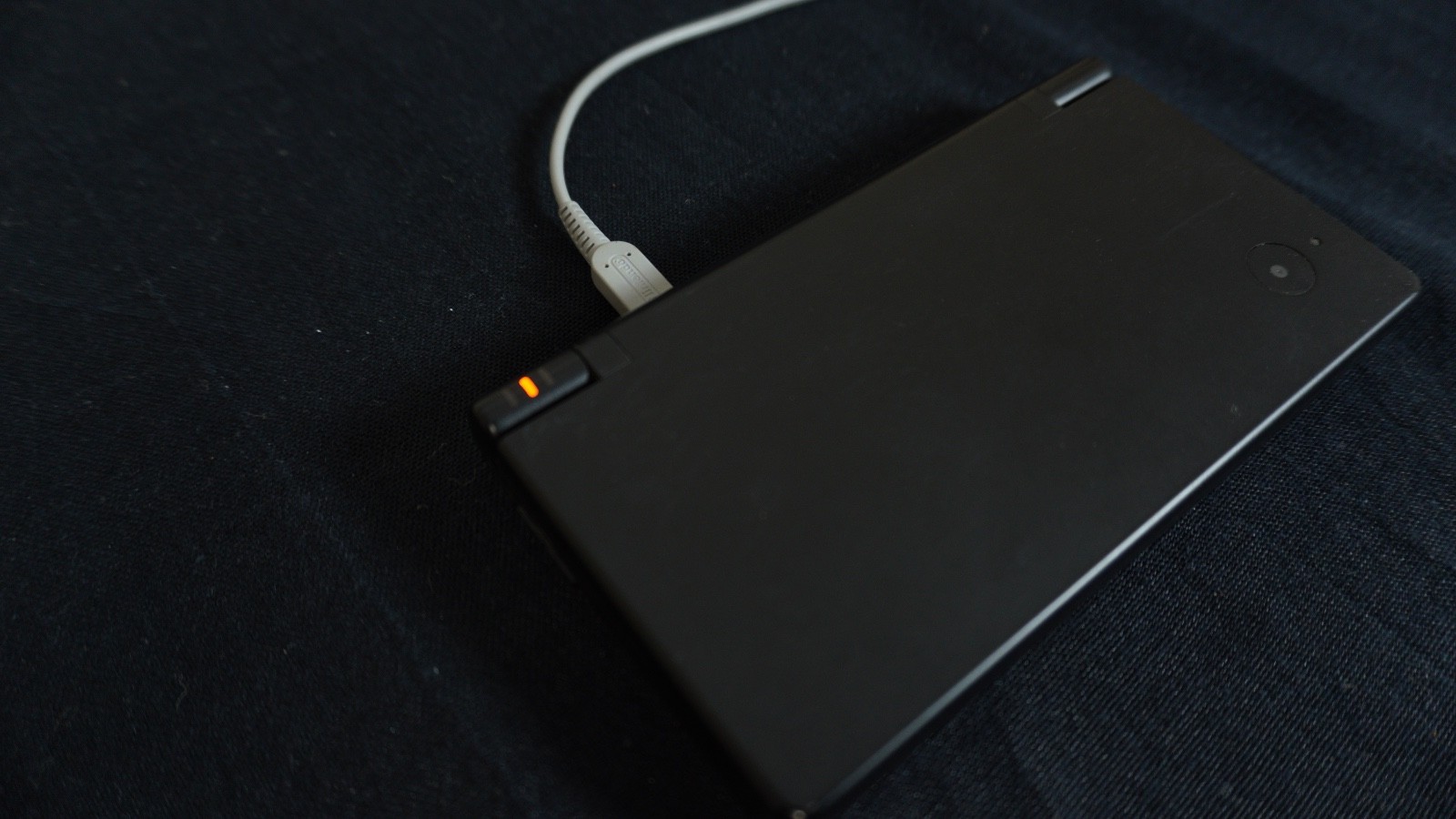 Nintendo DSi Black Console with Charger & Sonic Hard Shell Case – READ DESC.