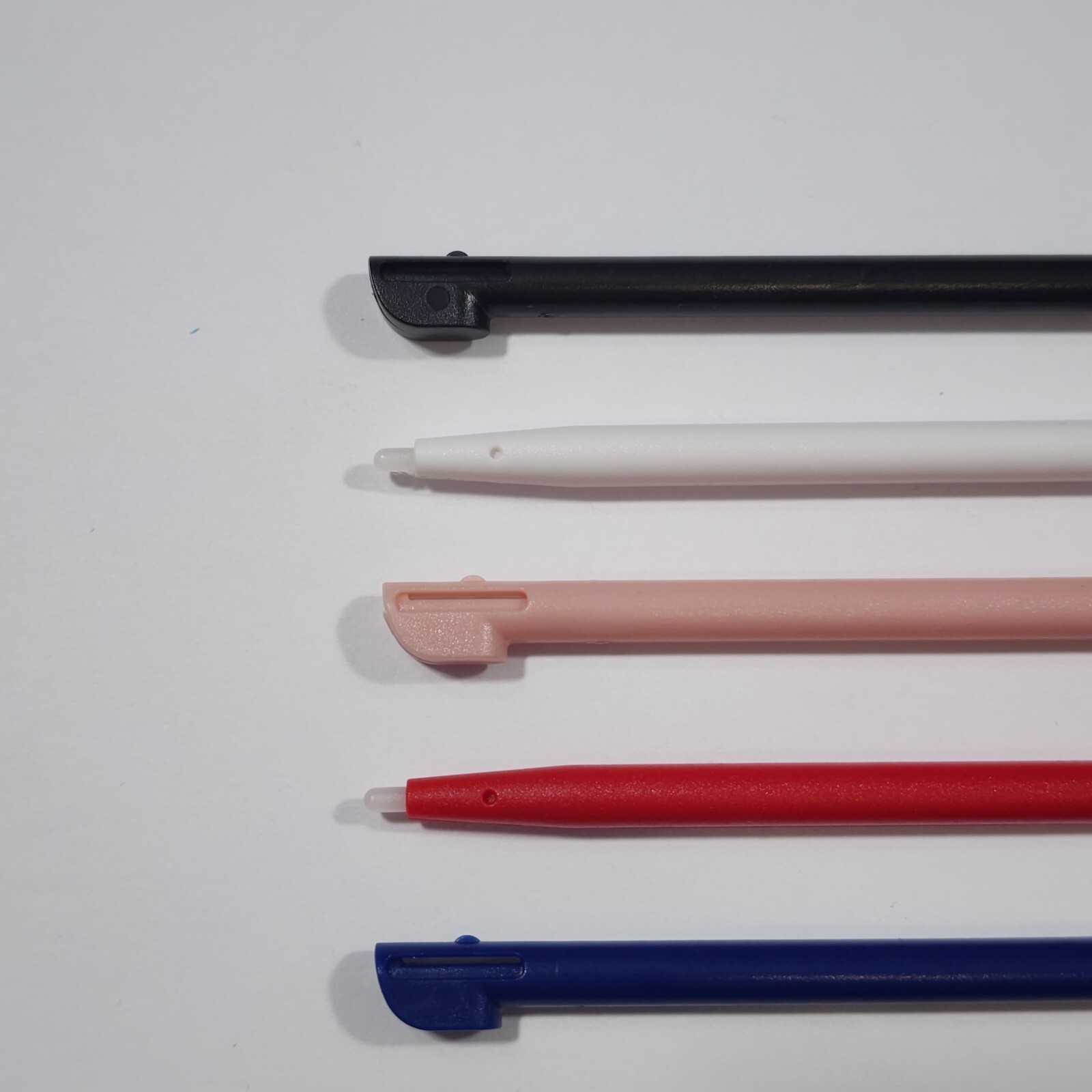 Nintendo DSi XL and 2DS Stylus NEW, HIGH QUALITY, Choose Color Buy 2 Get 1 Free