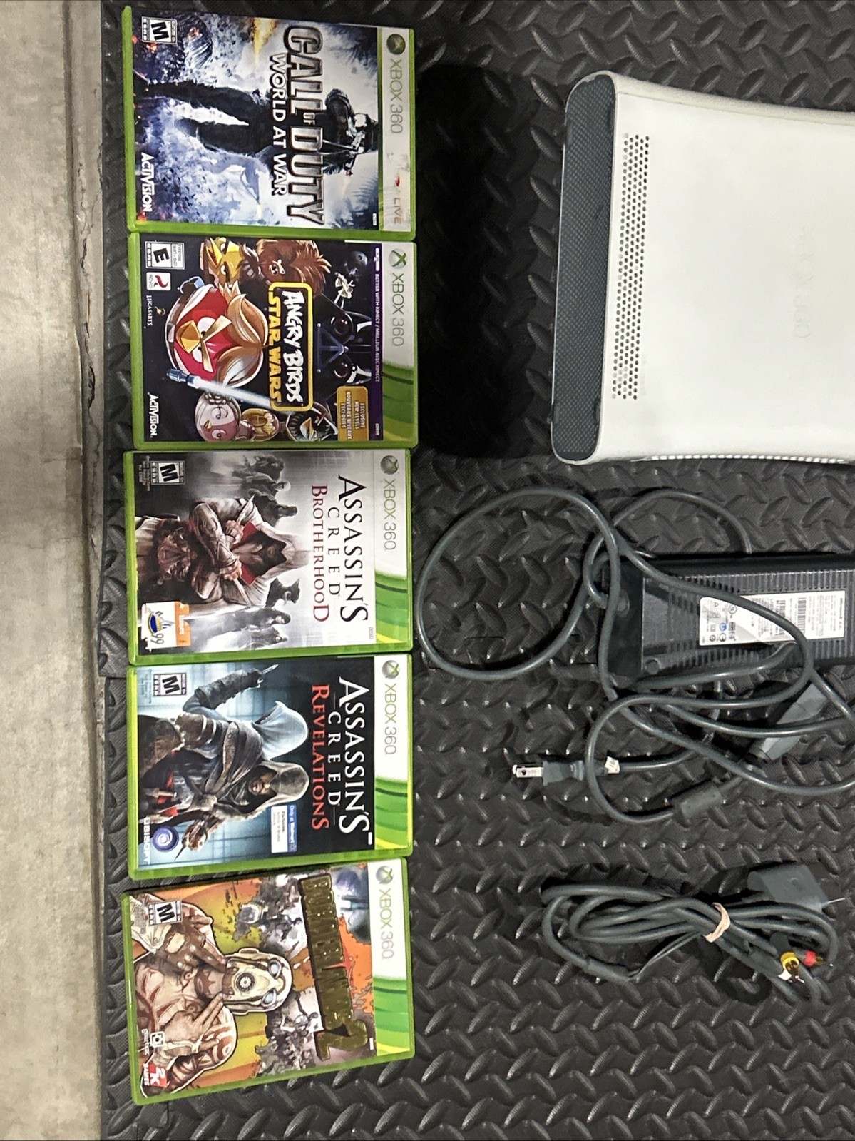 Xbox 360 With Cords And 5 Games!