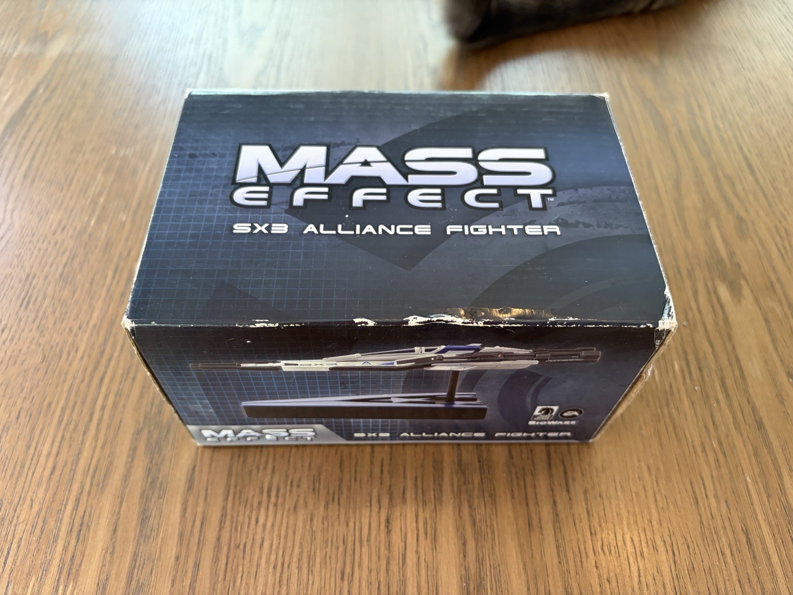 Mass Effect SX3 Alliance Fighter Ship Replica Dark Horse EA Bioware 2016