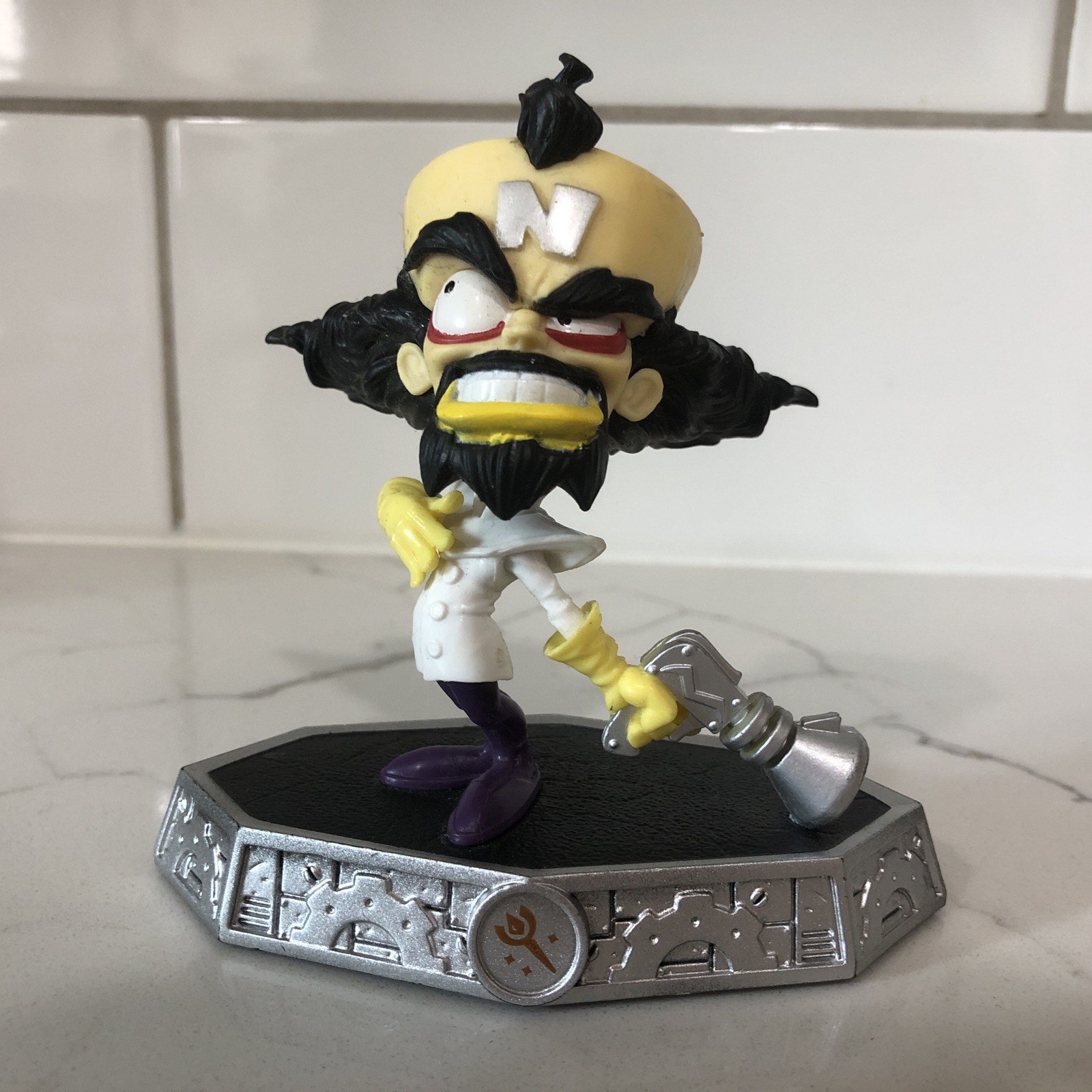 Skylanders Imaginators Crash Bandicoot and Dr. Neo Cortex Figures + Chest