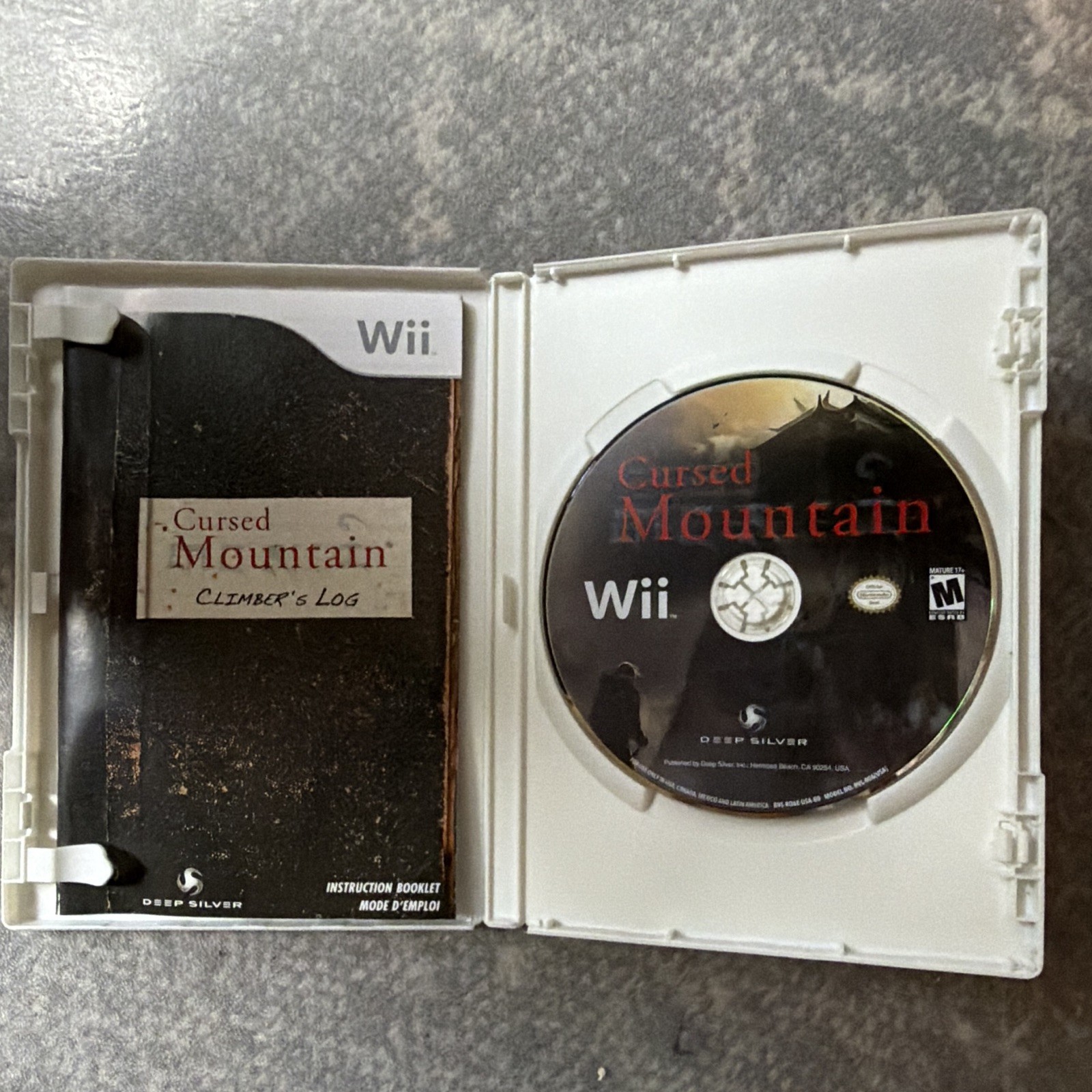 Deep Silver Cursed Mountain Nintendo Wii 2009 Survival Horror M Manual NTSC-U/C