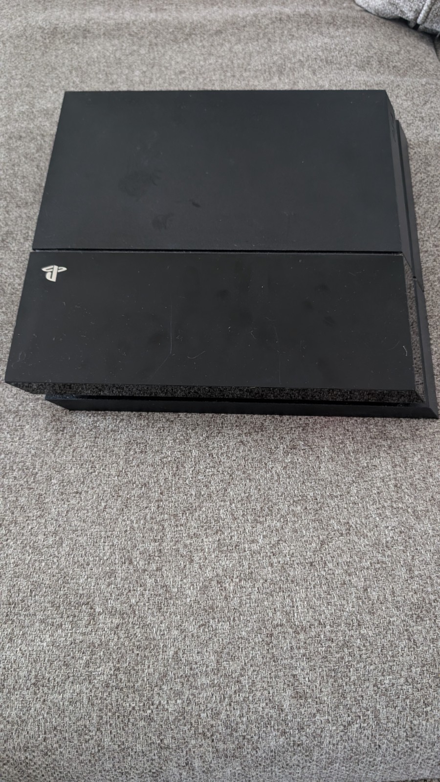 Sony PlayStation 4 500GB Console PS4 w/ Games Bundle READ
