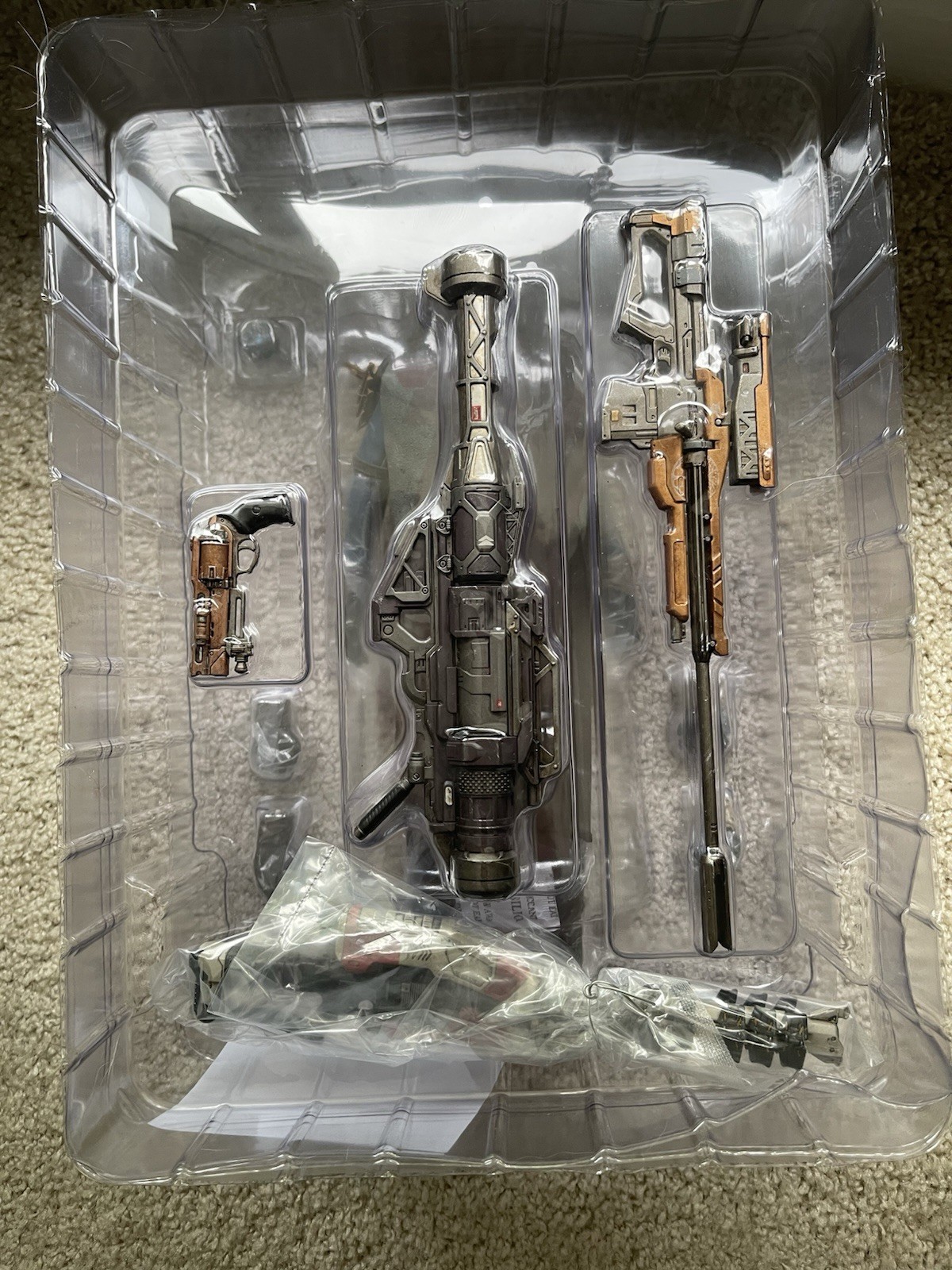Destiny Hunter Collectible Action Figure Boxed w/ Accessories Weapons Alt Hands