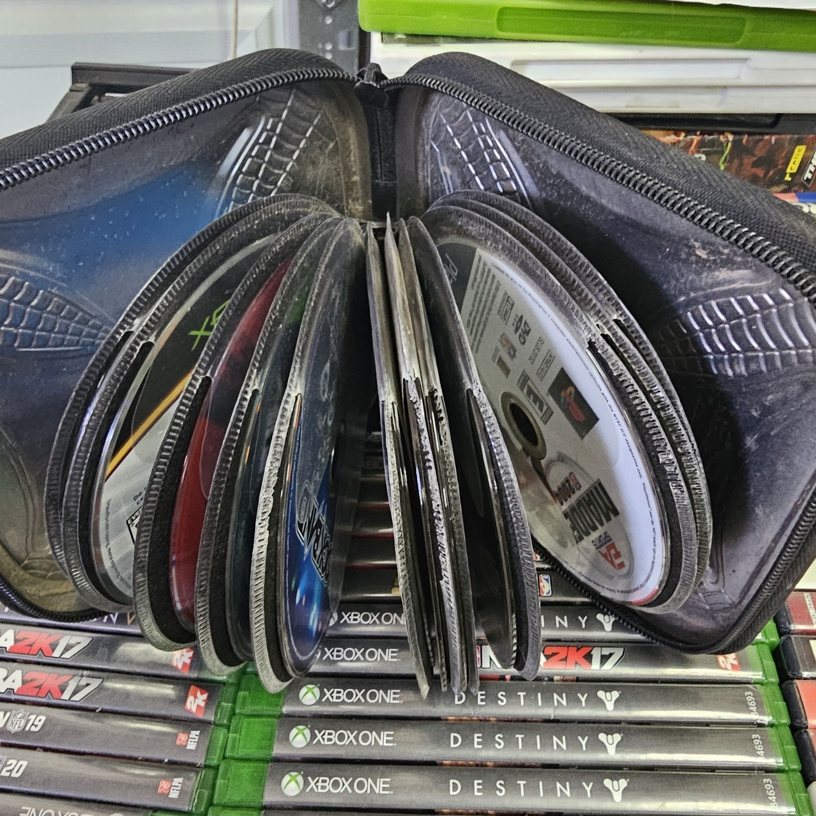 Video Games Lot Of 171 Plus XBox 360 Console. PS1,2,3,4 XBox, 360, One, Wii,PC