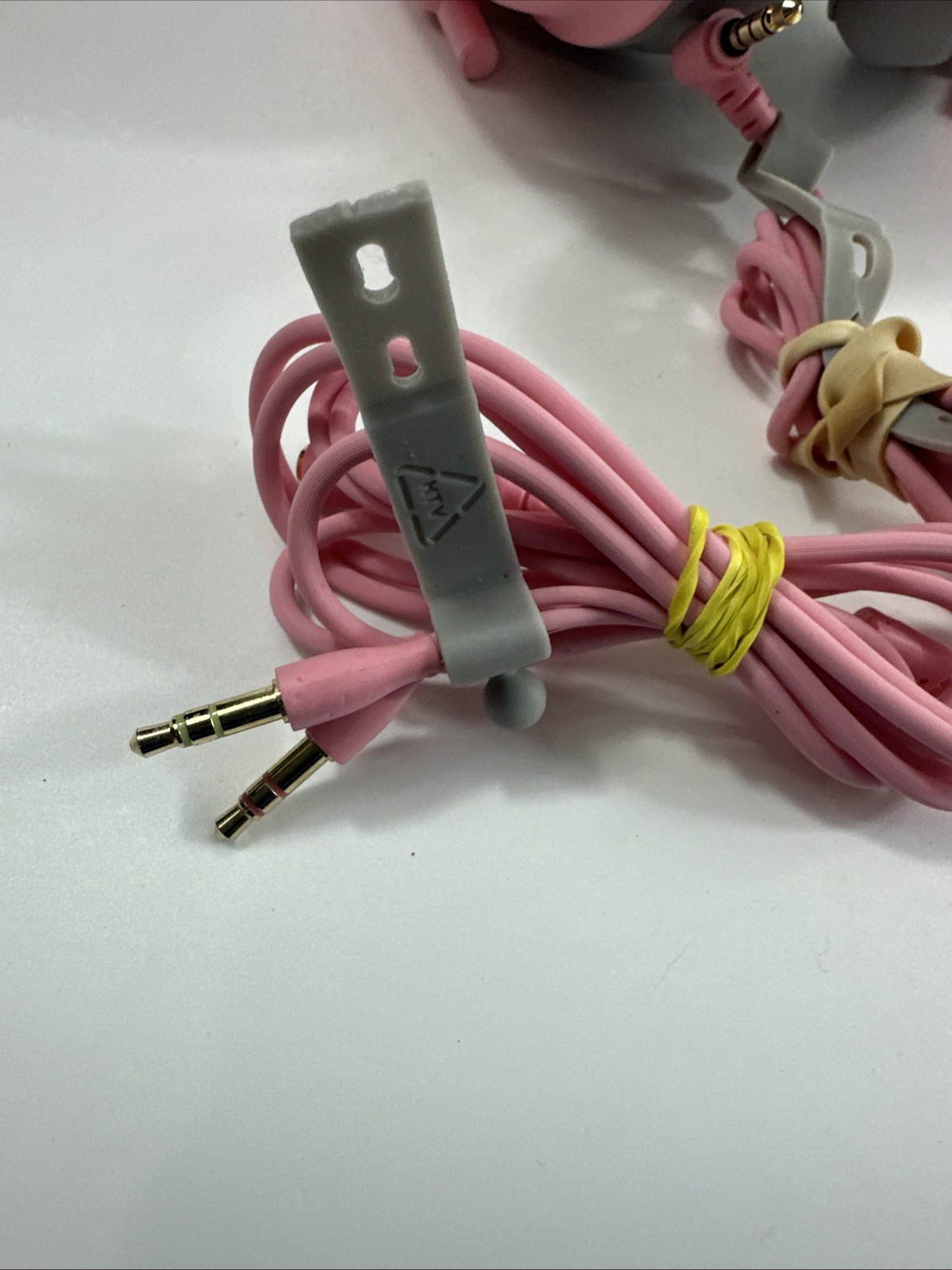 Razer – BlackShark V2 X Wired Gaming Headset – Quartz Pink
