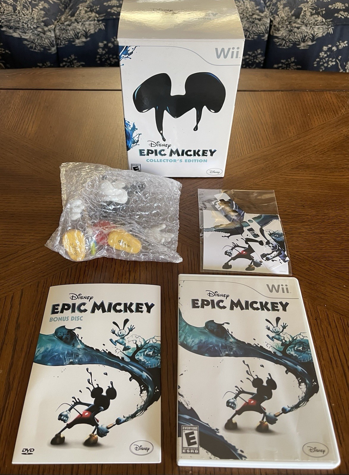 Wii Epic Mickey Collector’s Edition Open Box & Sealed Epic Mickey 2 Paint Brush