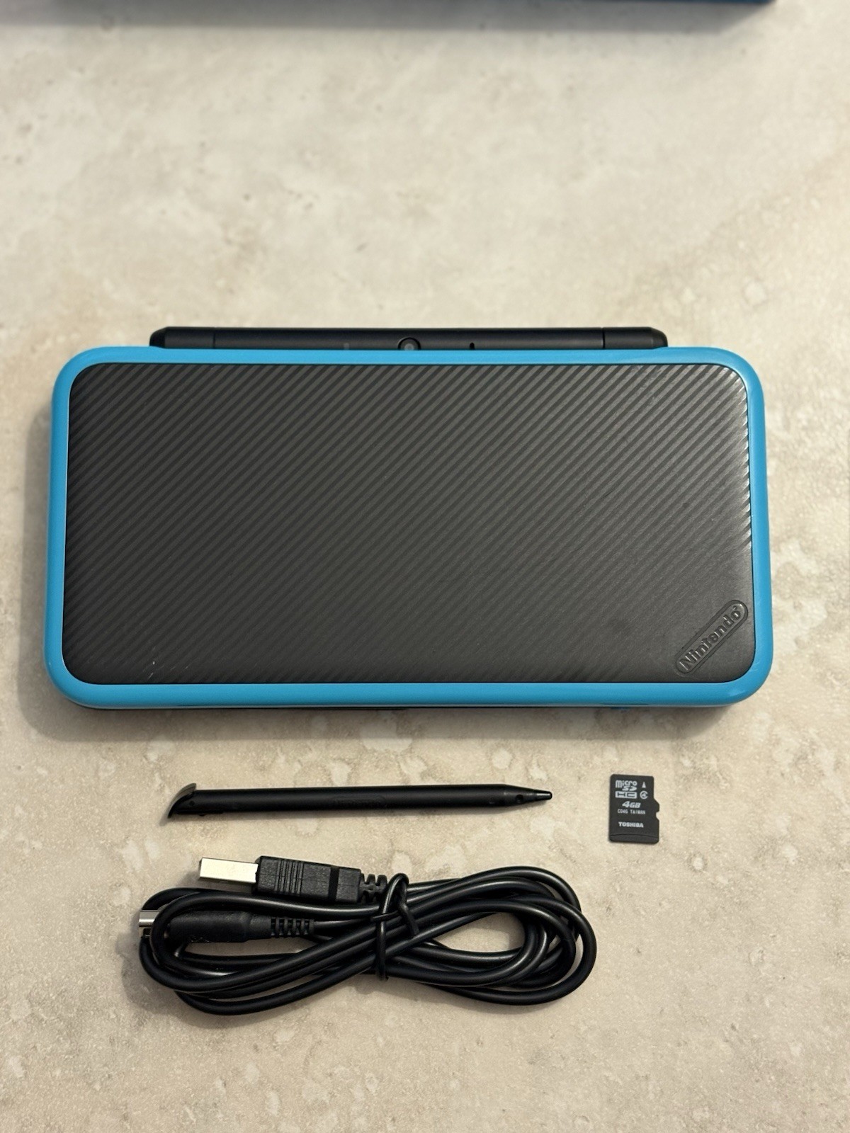 Nintendo “New” 2DS XL LL Console Black & Turquoise Complete In Box Near Mint