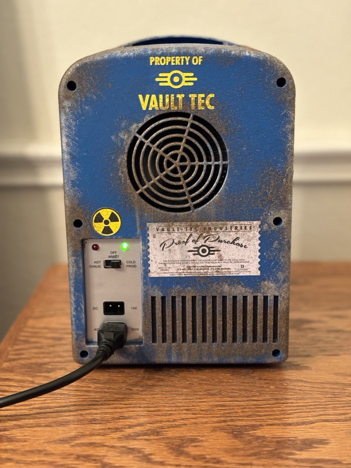 Fallout Vault-Tec Mini Fridge: Classic Edition
