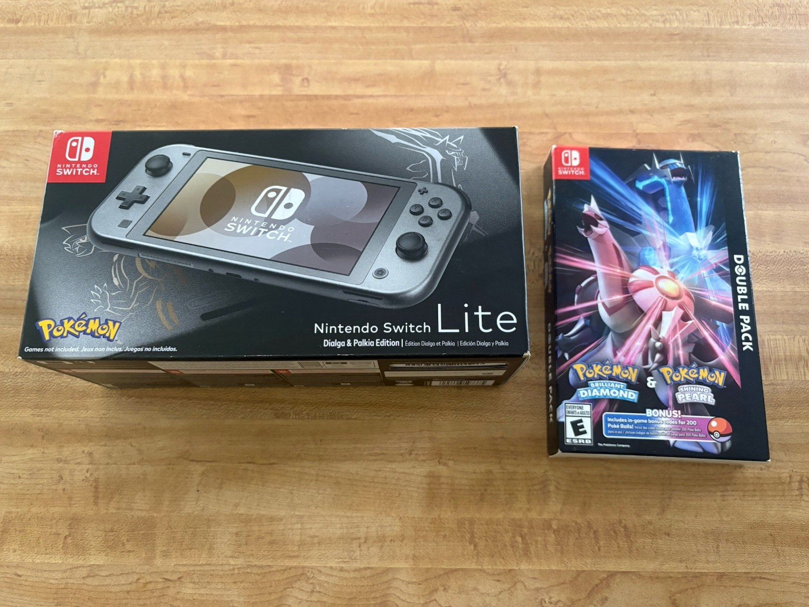 Nintendo Switch Lite Handheld Game Console Dialga & Palkia Edition w/ Games