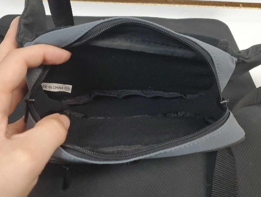 Nintendo Gameboy Carrying/ Travel Case – Fanny Pack Style & Silicone GBA Case