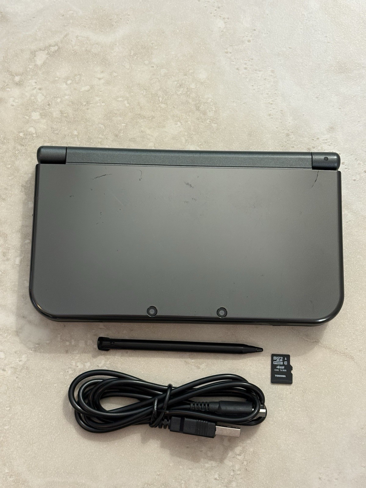 New Nintendo 3DS LL XL Metallic Black Region Free USA Seller Very Good