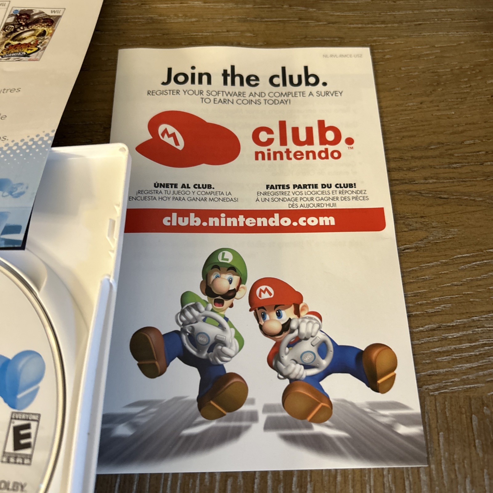 Mario Kart Wii (Nintendo, 2008), complete with manual and inserts, disc is mint