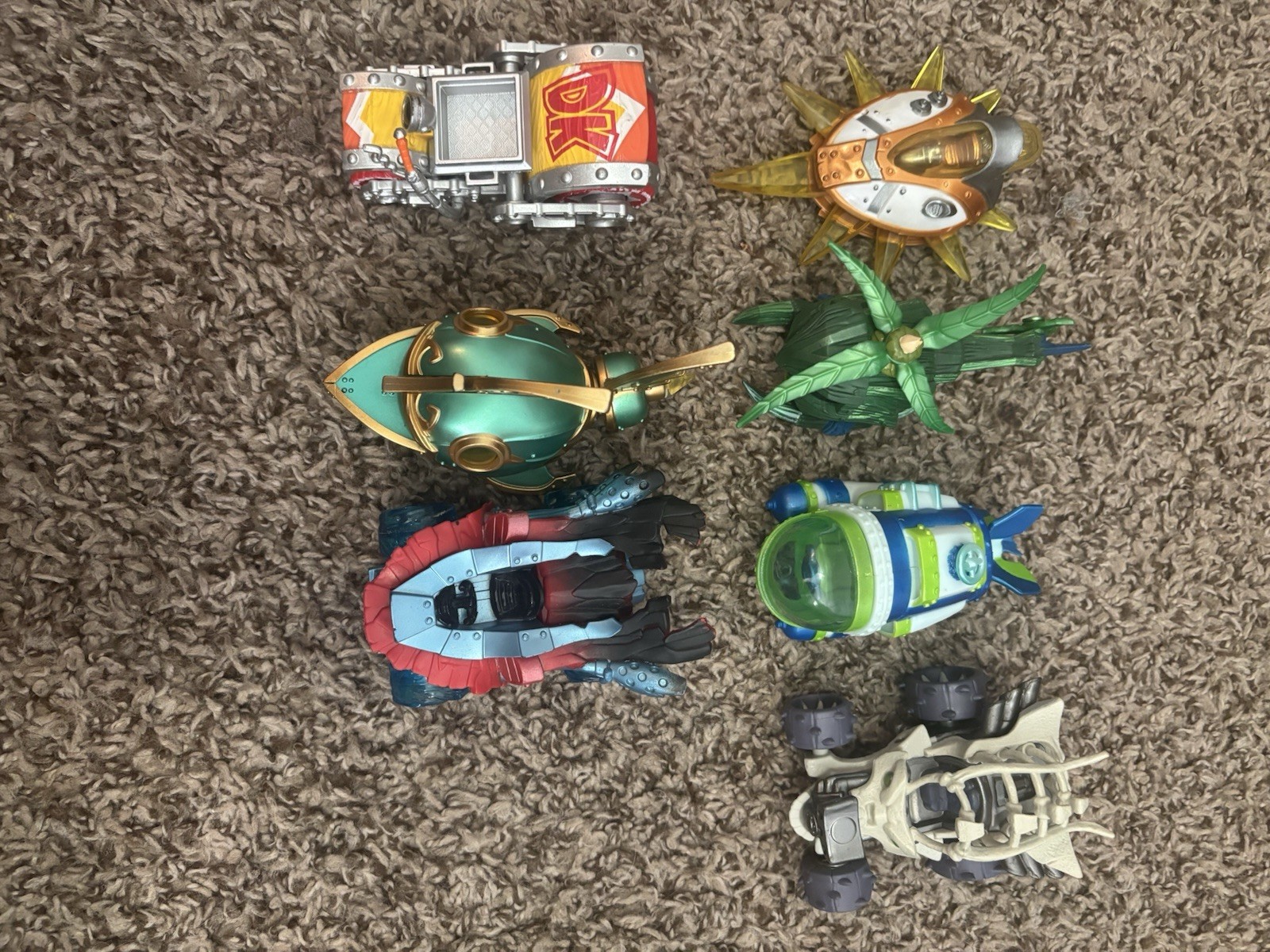 Skylanders Mixed Lot of 45 Figures Spyro, Giants, Vehicles, Crystals.
