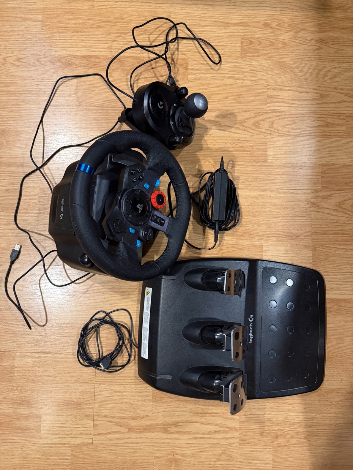 (Mint) Logitech G29 Driving Force Racing Wheel – Black (941-000110)