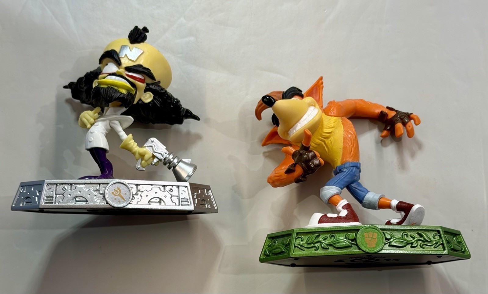 Activision Skylanders Imaginators Sensei Crash Bandicoot and Dr Neo Cortex