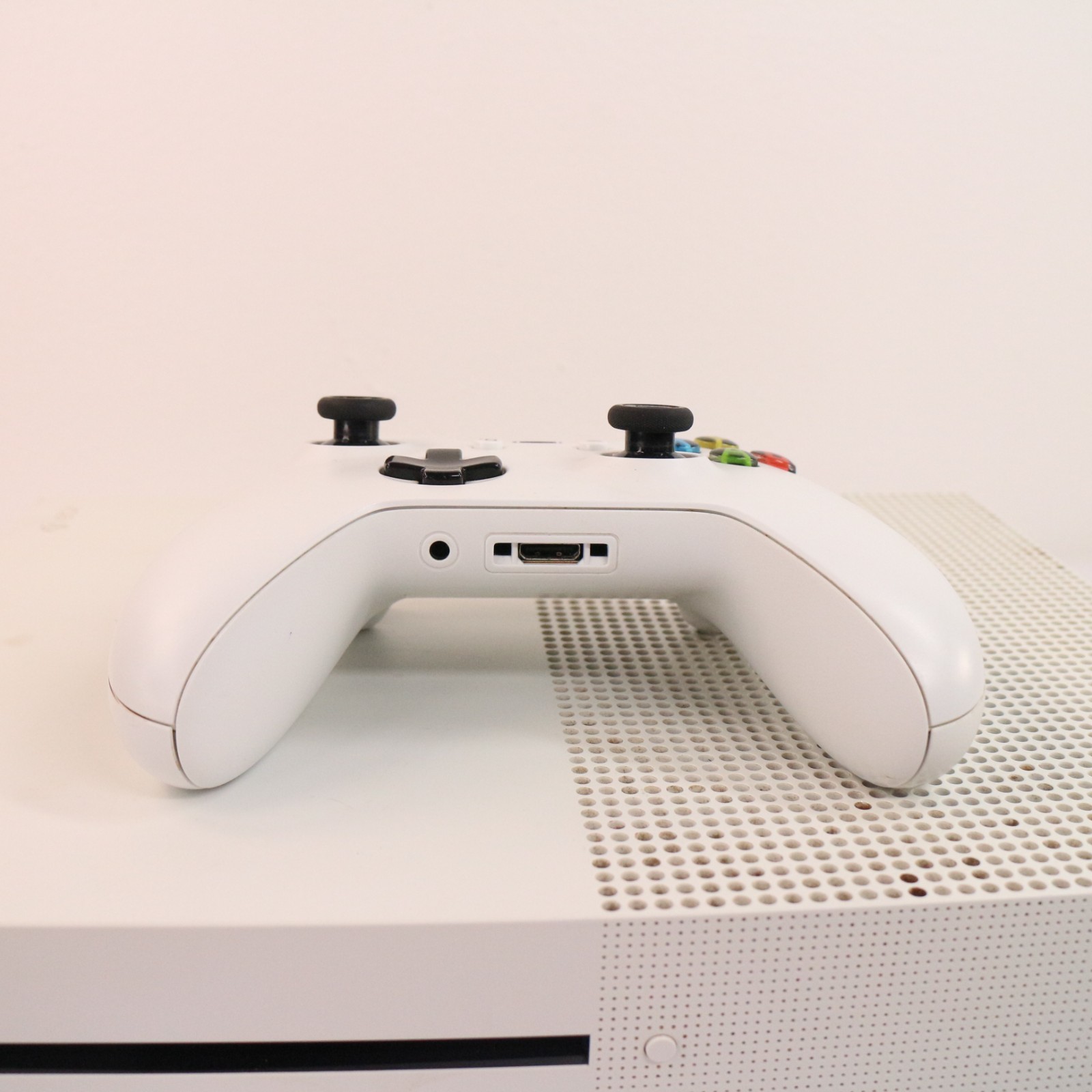 Microsoft Xbox One S 1681 Gaming Home Console White w/Wireless Controller TESTED