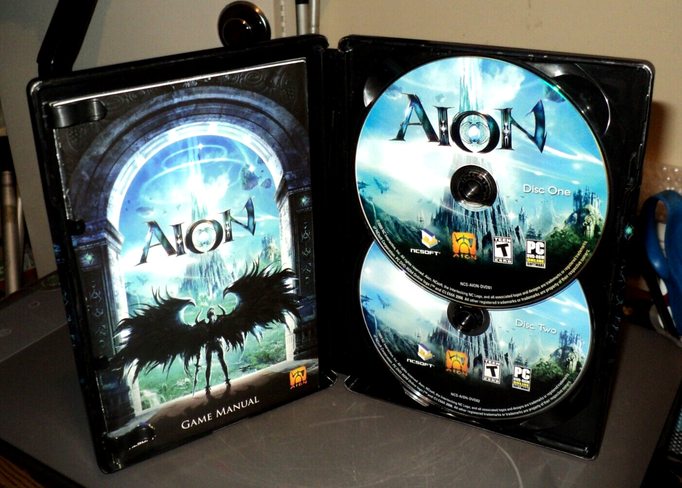 NCSOFT Aion (2009, DVD-ROM) Online Video Game: Manual & Reference: Metal Case