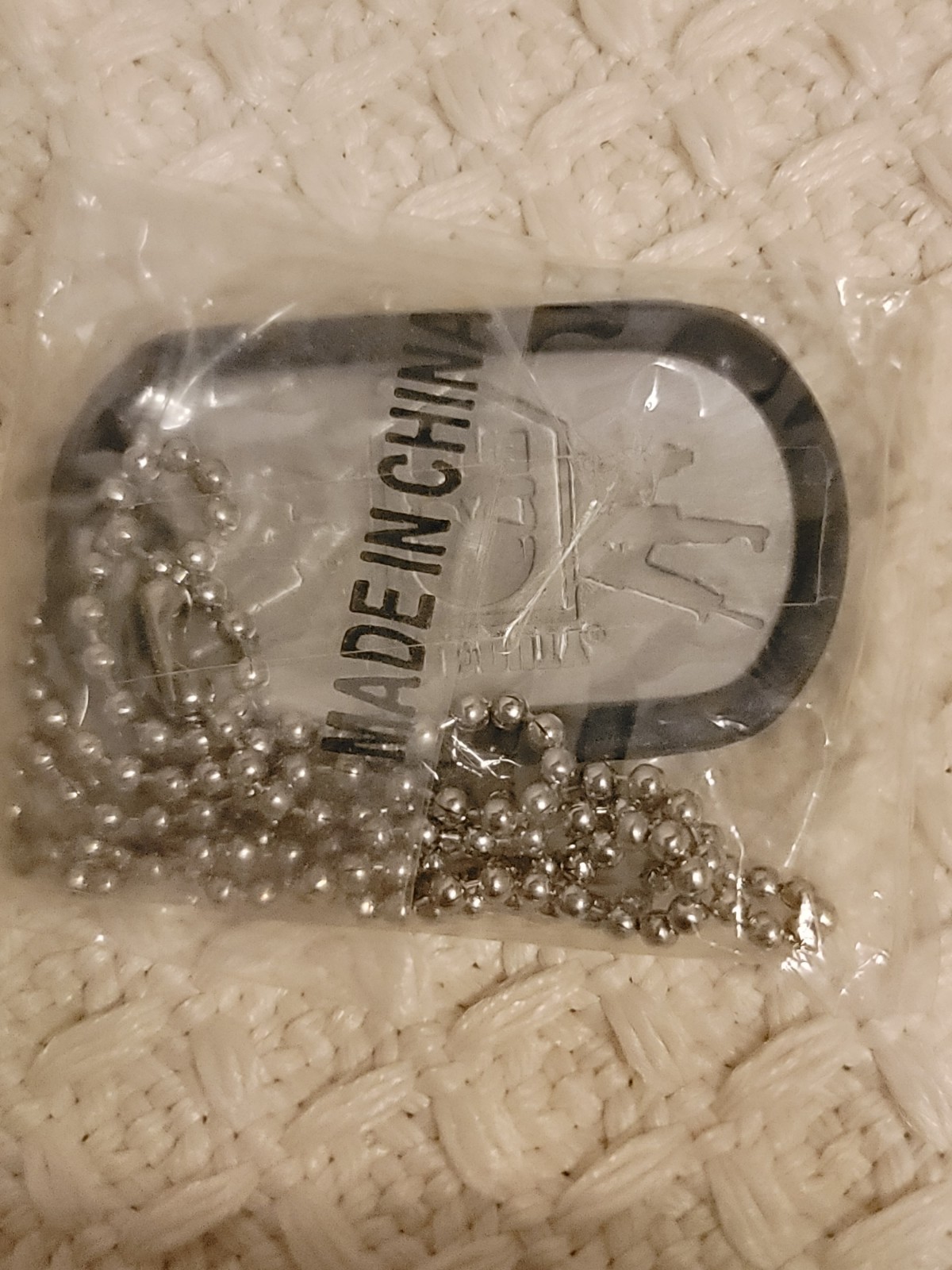 CALL OF DUTY ELITE DOG TAG WITH CHAIN