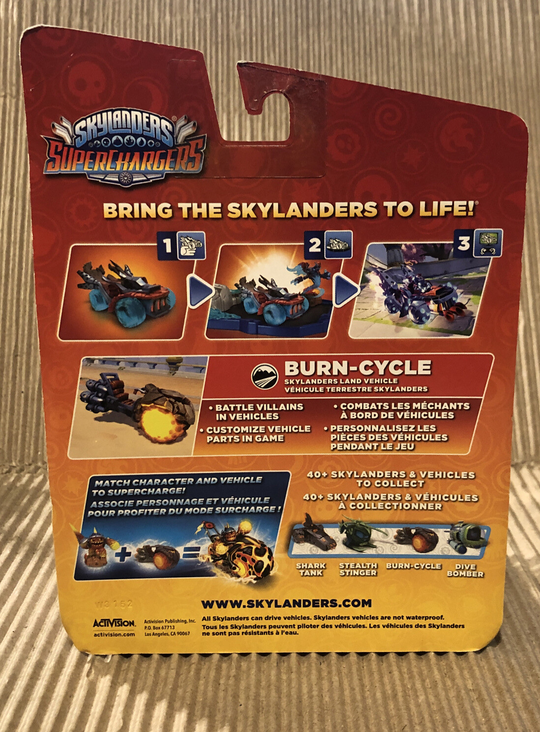 Skylanders Superchargers Burn-Cycle Fire Vehicle Brand New in Package *w/Bends*