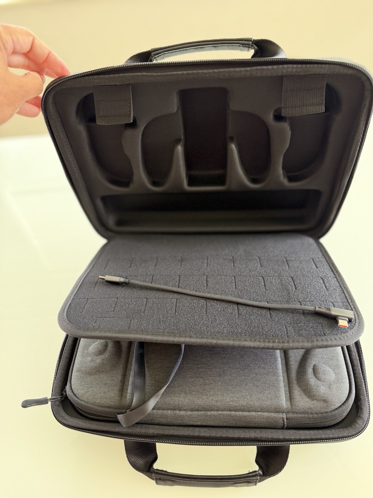 HLHGR Hard Shell Padded Carrying Case for Nintendo Switch, Black/Gray