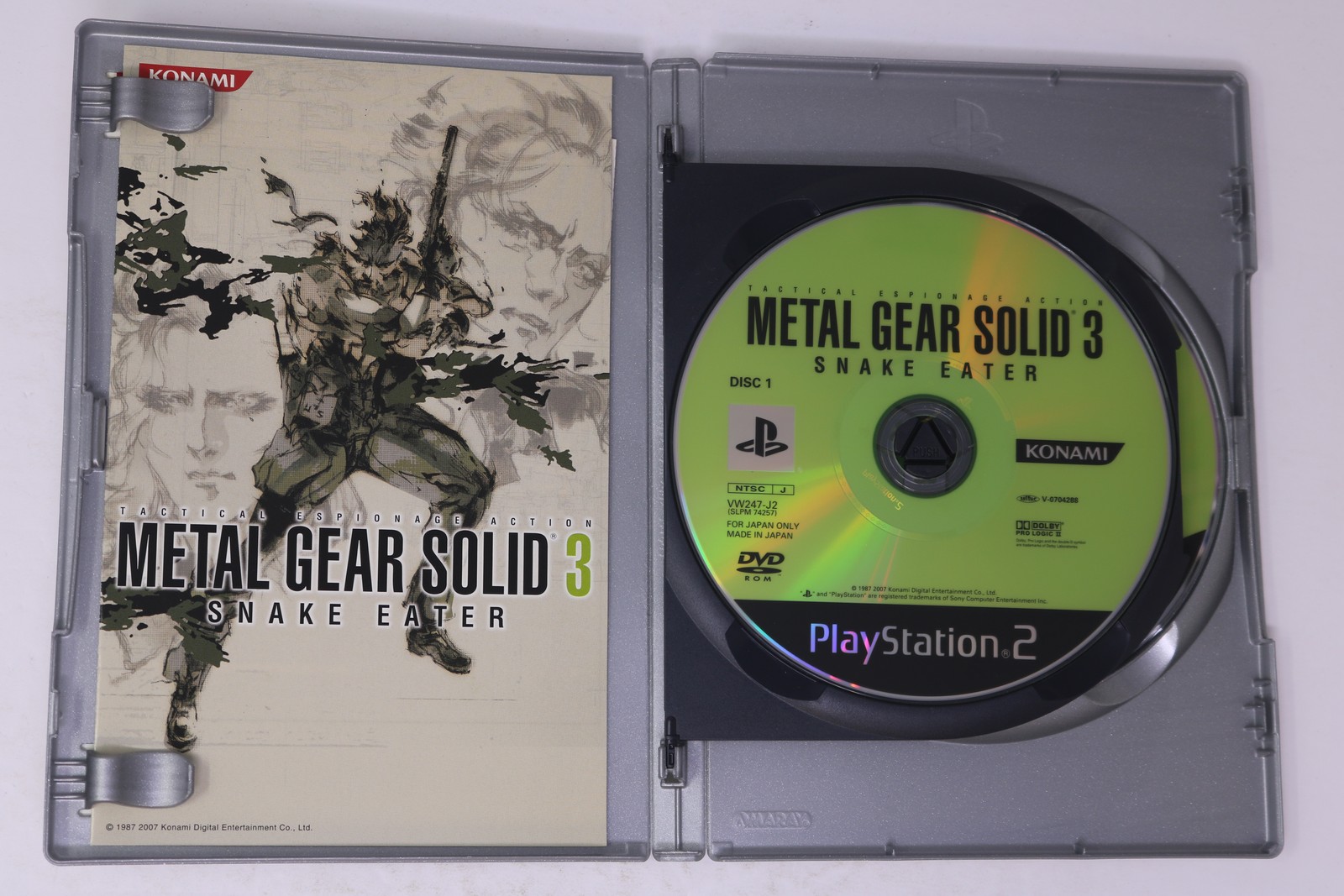 Metal Gear Solid 3 Snake Eater PlayStation 2 PS2 NTSC-J Japan JPN(Region Locked)