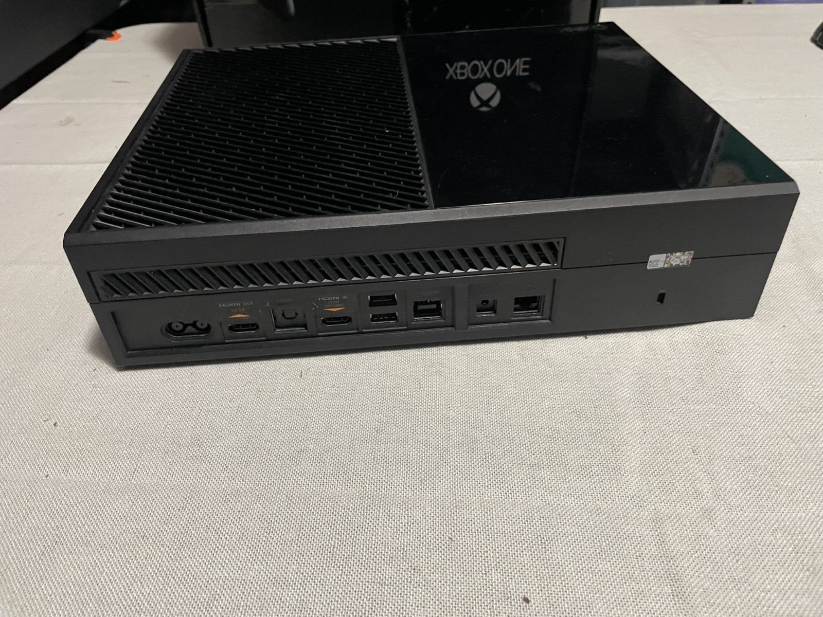 Microsoft Xbox One Day One Edition 500GB Black Console + GAMES