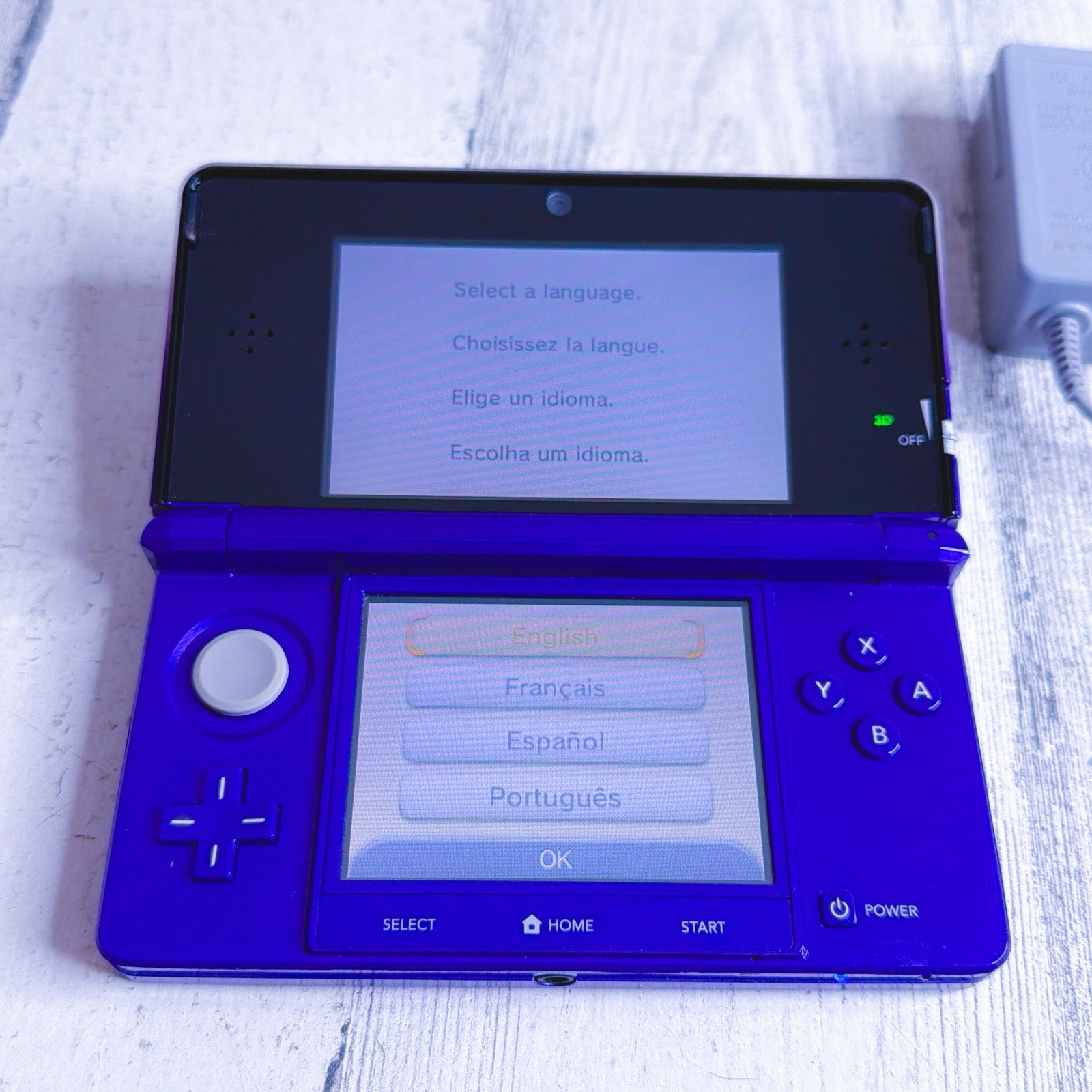 Nintendo 3DS Purple Handheld System CTR-001 NTSC-U/C