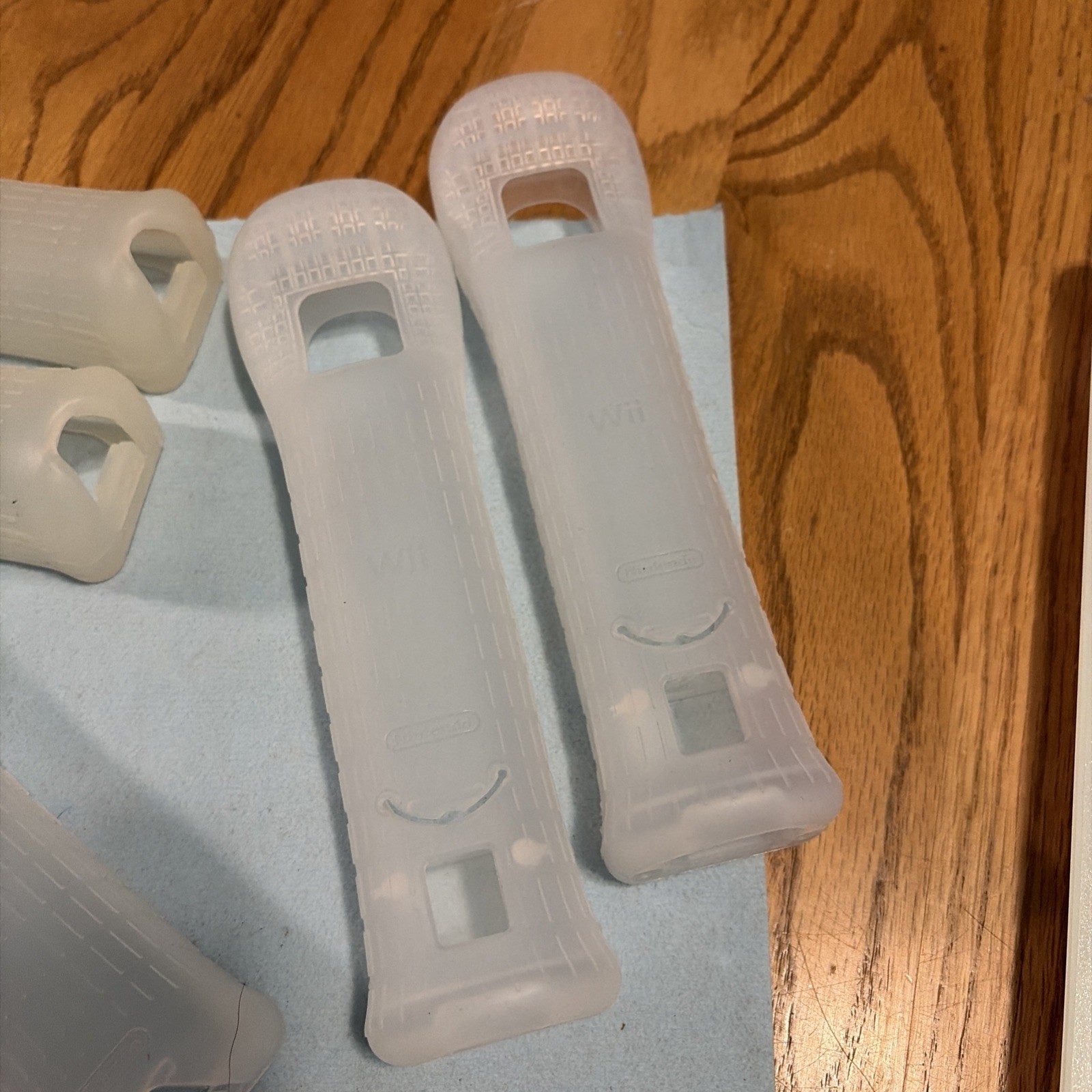 6 Official Nintendo Wii OEM Remote Rubber Silicone Gel Cover Sleeves Lot