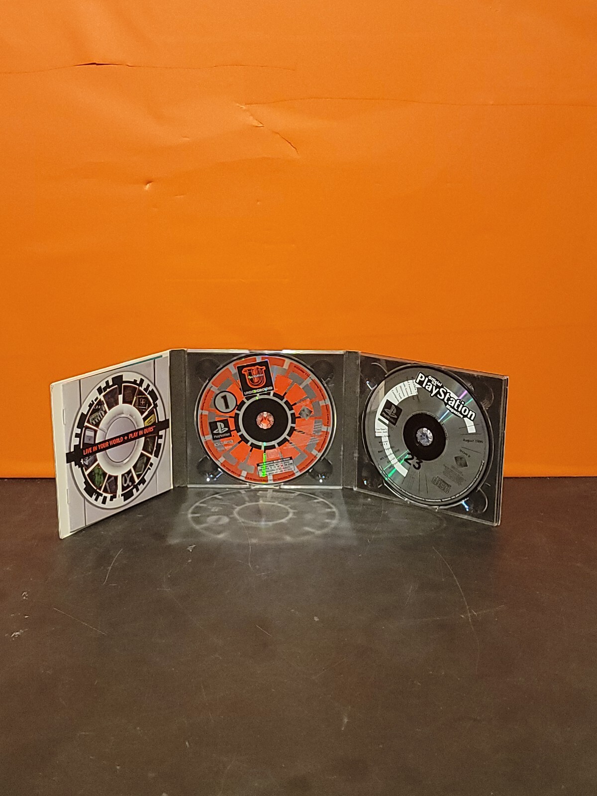Playstation Underground V2.4 in Case Volume 2 Issue 4 ~ Tested & Working
