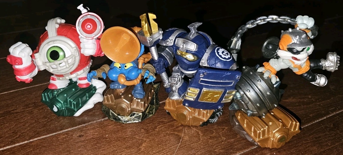 Skylanders Superchargers Smash Hit & Thump Truck Switch Xbox One PS4 Wii U PS3
