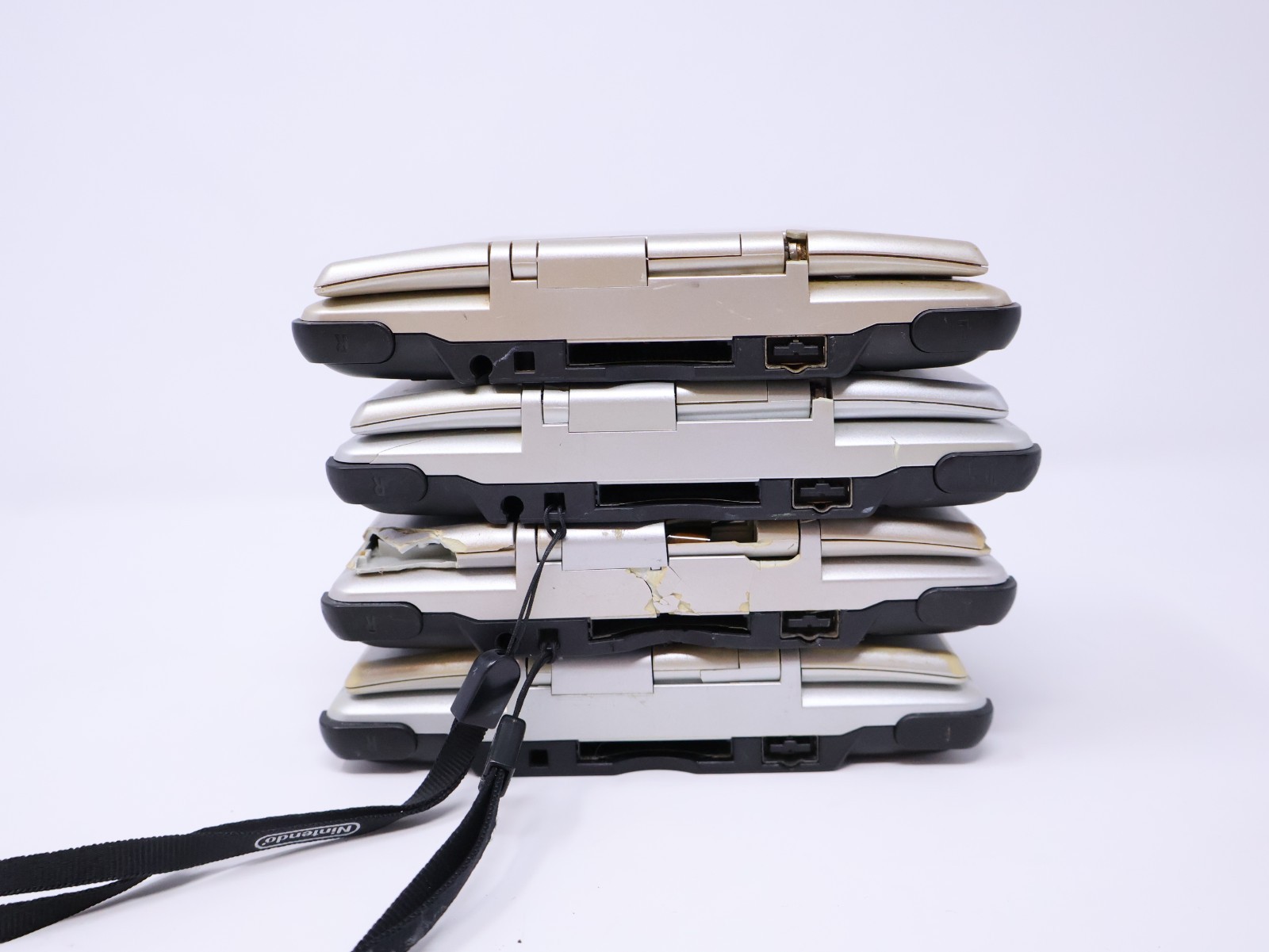 Nintendo DS Original NTR-001 Console Silver Lot of 4 Broken Hinge For Parts