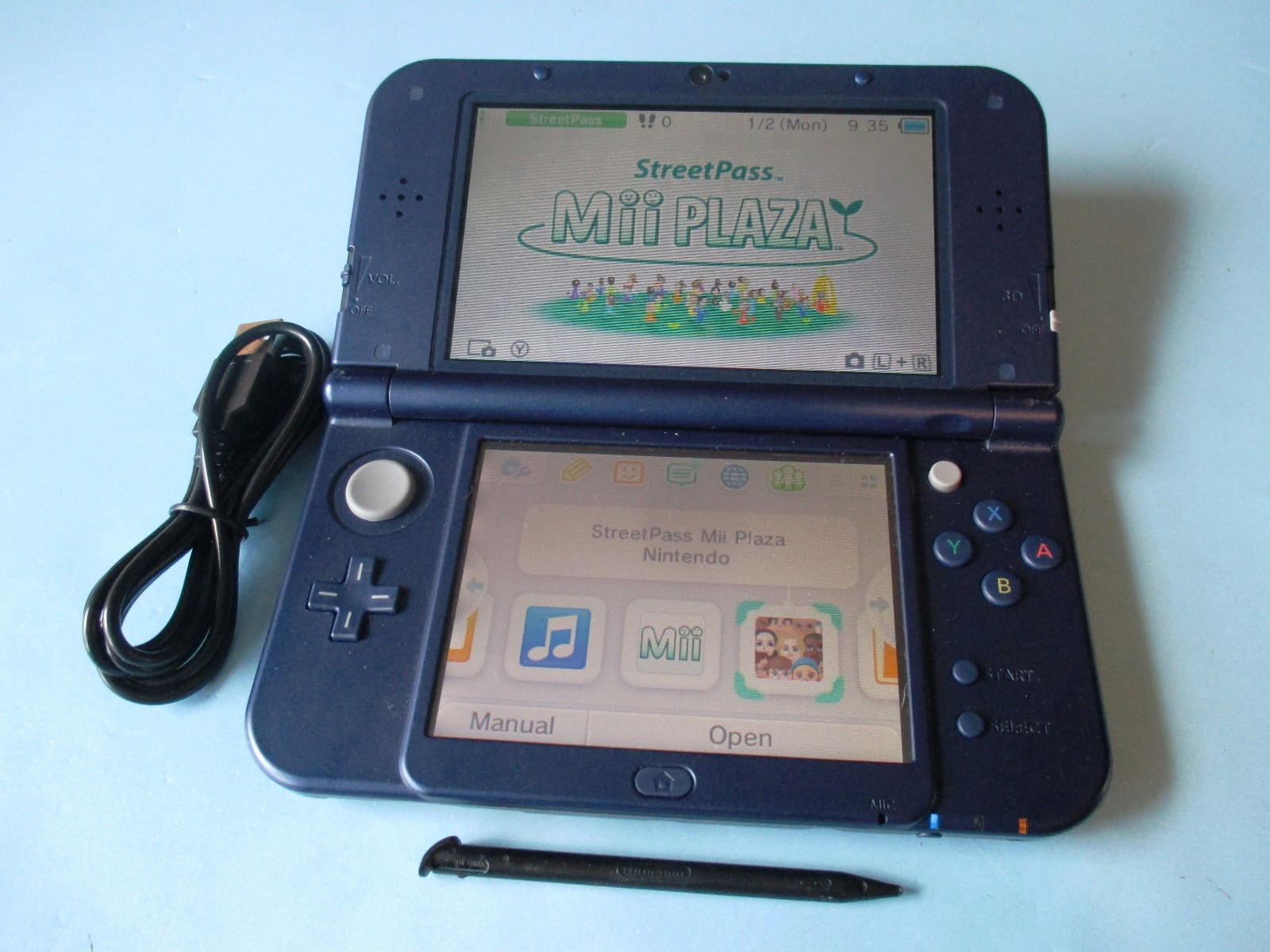 Nintendo New 3DS XL Galaxy Purple System w/Charger US Version FREE Ship!