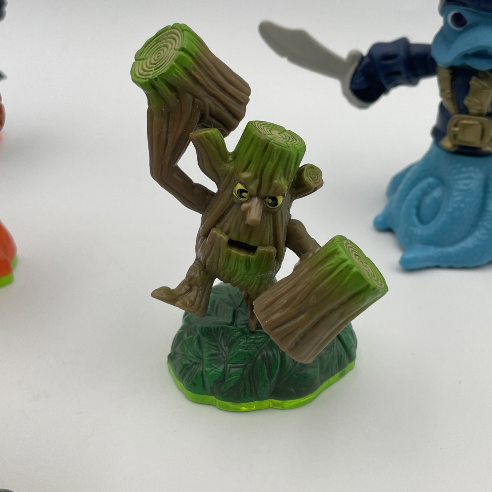 Lot of 4 skylanders Stump Smash Eruptor Shroomboom Sonic Boom