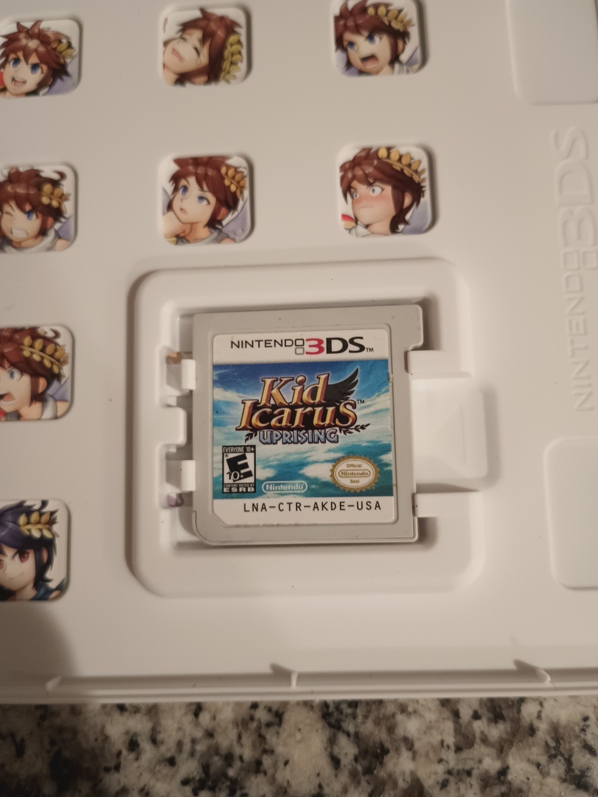 Kid Icarus Uprising nintendo 3DS original case manual Cards