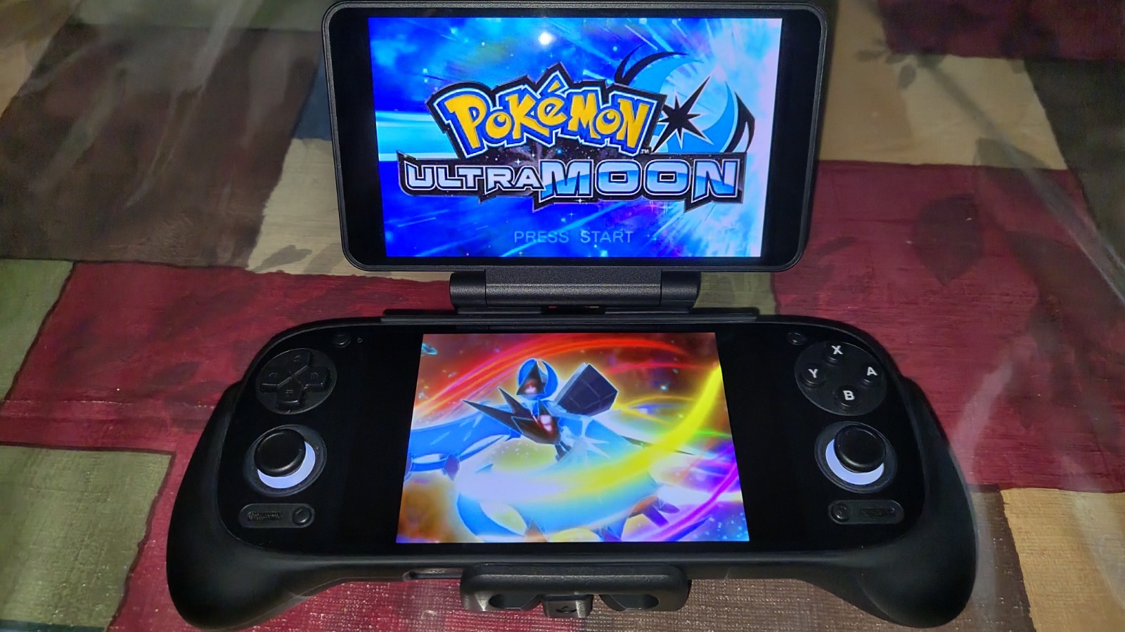 Retroid Pocket 5 Handheld Game 8gb/128gb,OLED Black + Case, Dual Screen and Grip