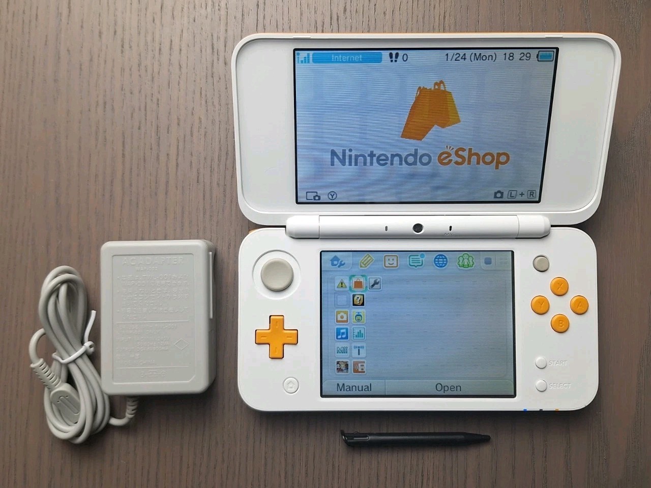 New Nintendo 2DS XL White Orange | Charger + 32GB SD Card | Region Free