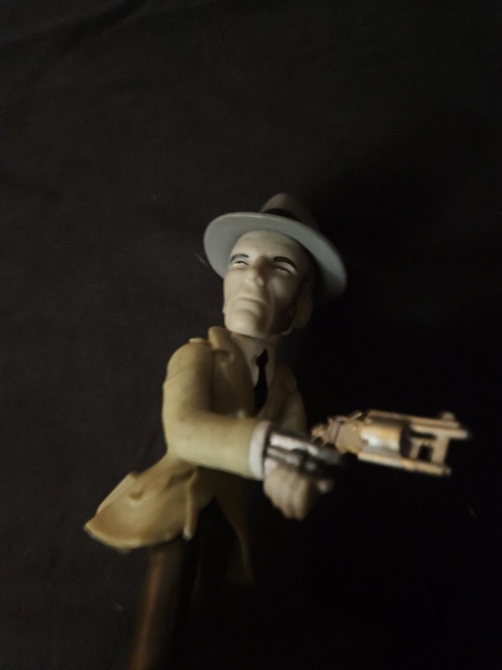 Loot Crate Fallout Screen Shots Nick Valentine figurine, Bethesda from 2017