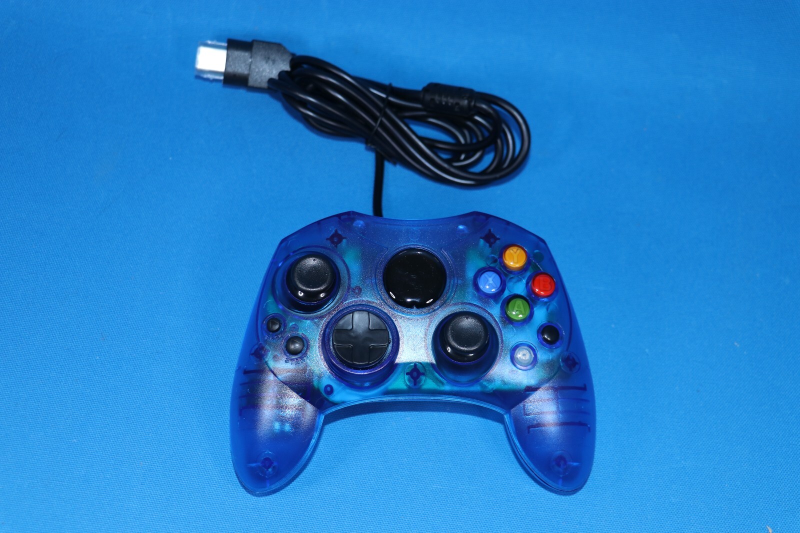 WIRED S TYPE CONTROLLER FOR ORIGINAL MICROSOFT XBOX BLUE TRANSLUCENT NEW