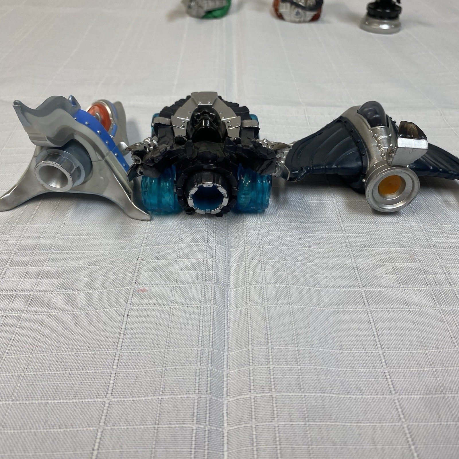 Skylander 2015 Figural Lot Of 3 With 3 Vehicles