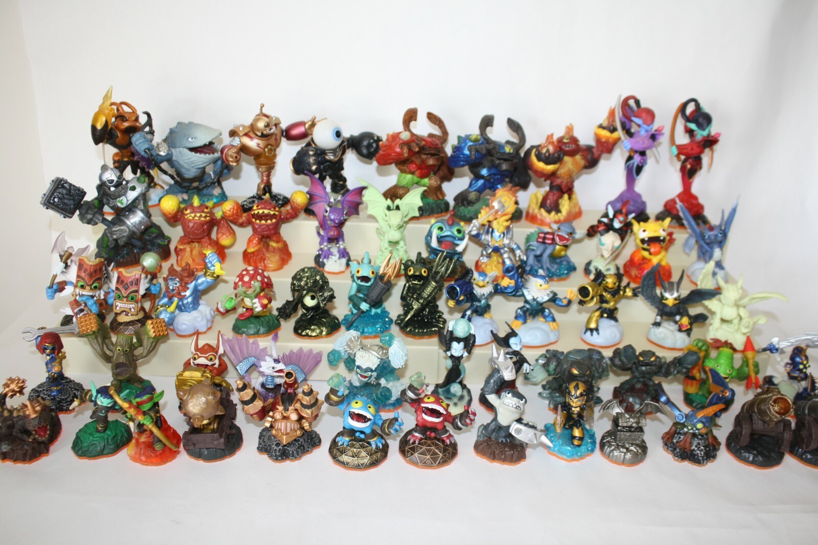 Skylanders Giants Figures Buy 4 Get 1 Free Finish Your Collection Free Shipping