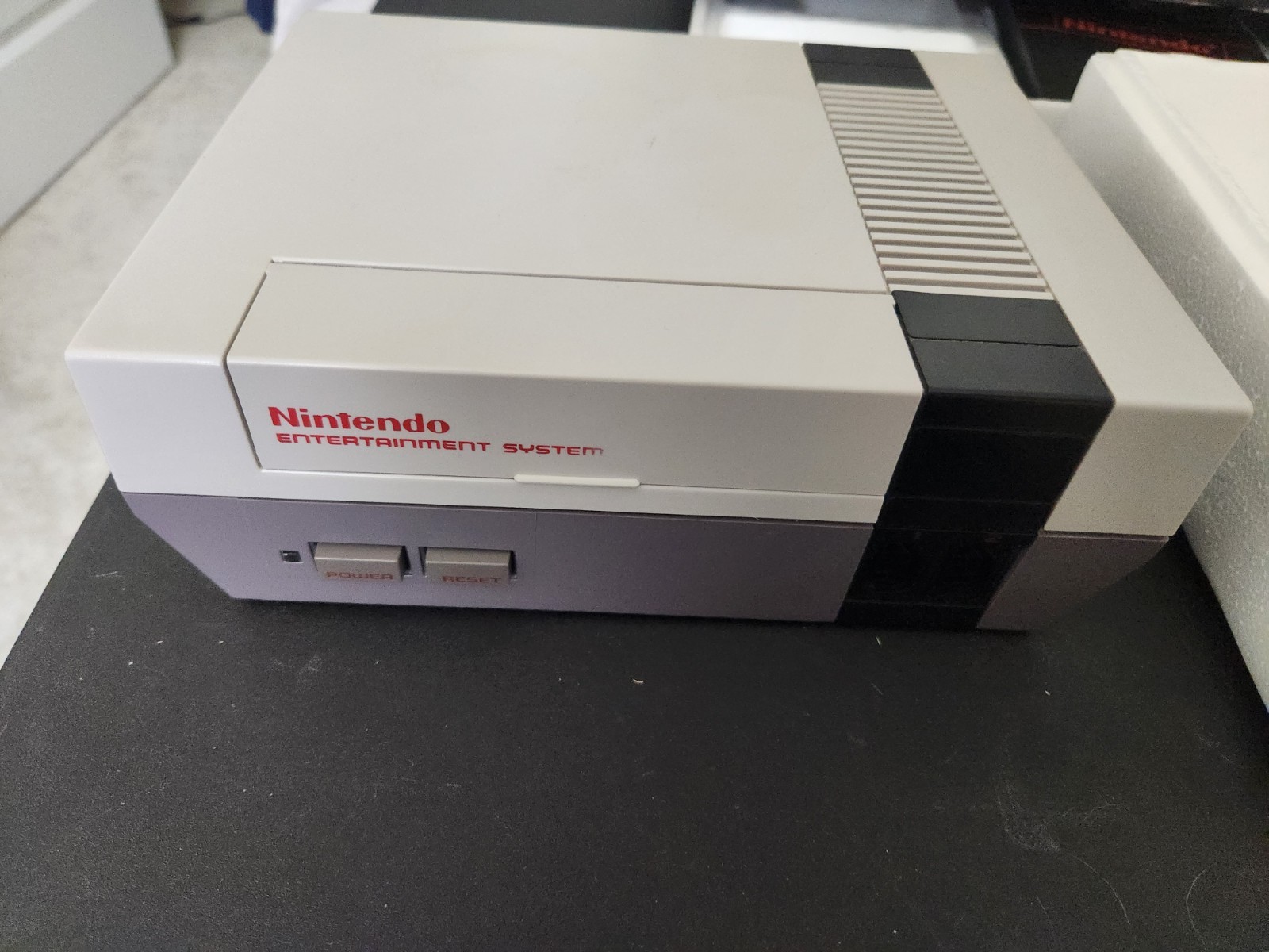 Nintendo NES Console. Complete In Box . Cleaned.Tested. Super Mario/Duck Hunt
