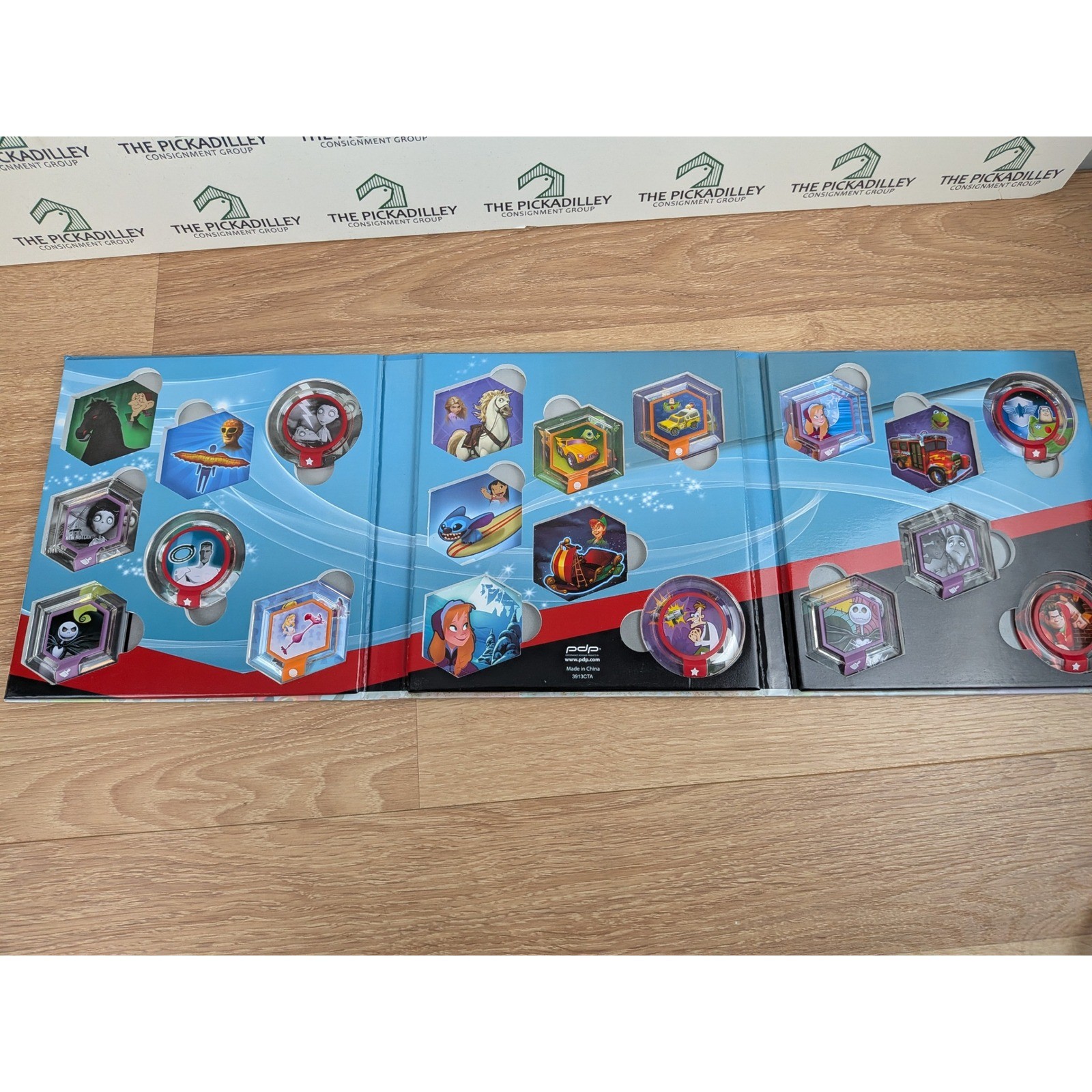 Disney Infinity Power Disc Albums Incomplete & GameStop Game Guide Bundle