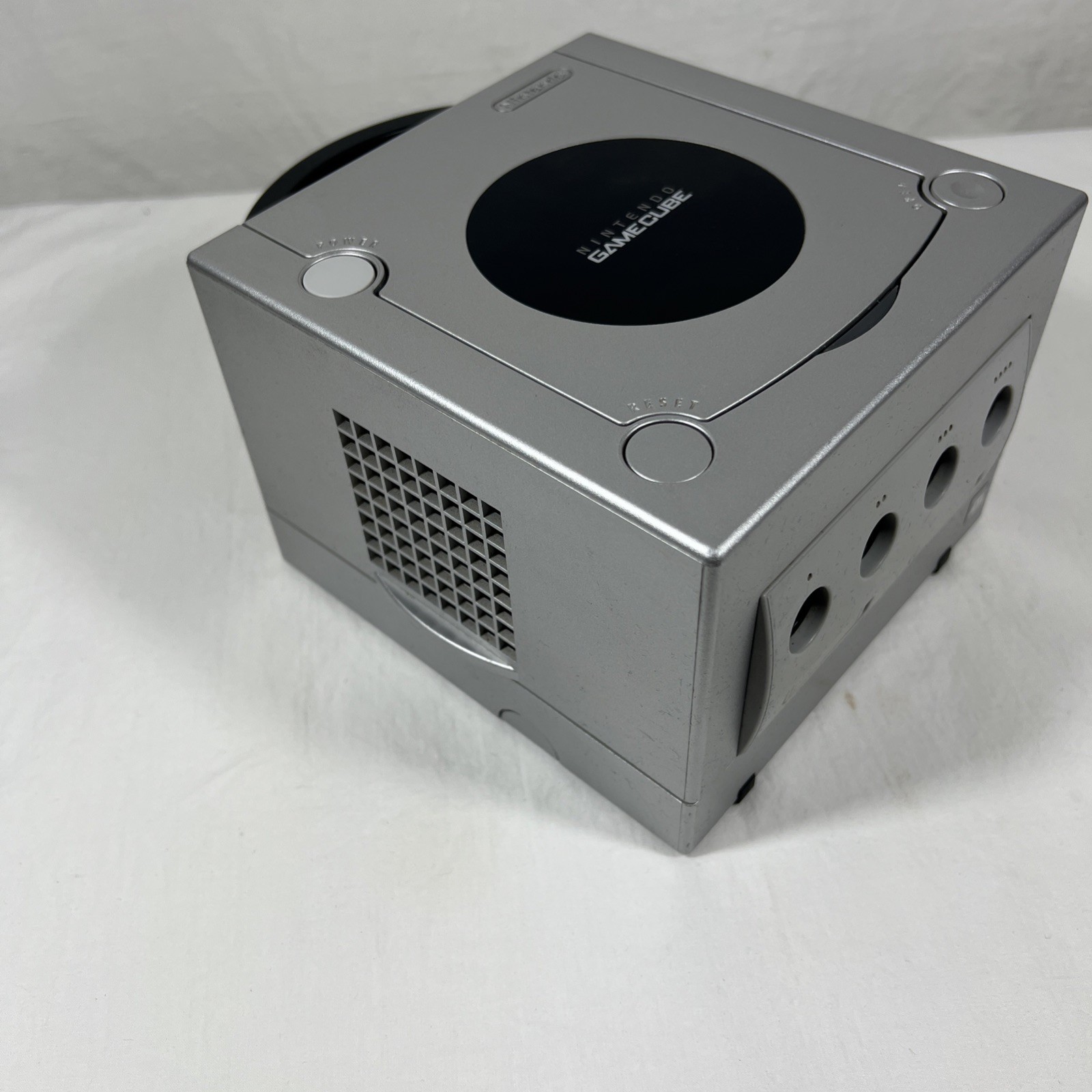 Nintendo GameCube Console Platinum Silver (DOL-101) W/ 1 Controller TESTED