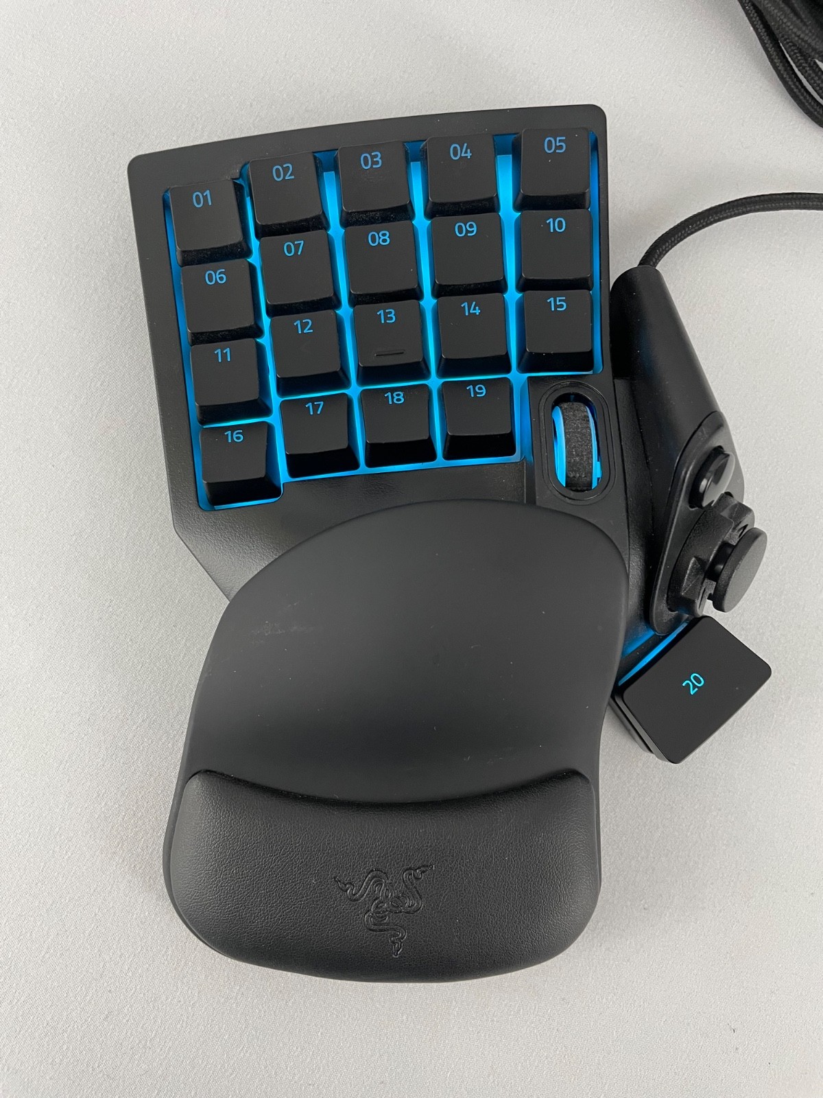 Razer Tartarus V2 Programmable Backlit Gaming Keypad Wired USB for PC Black
