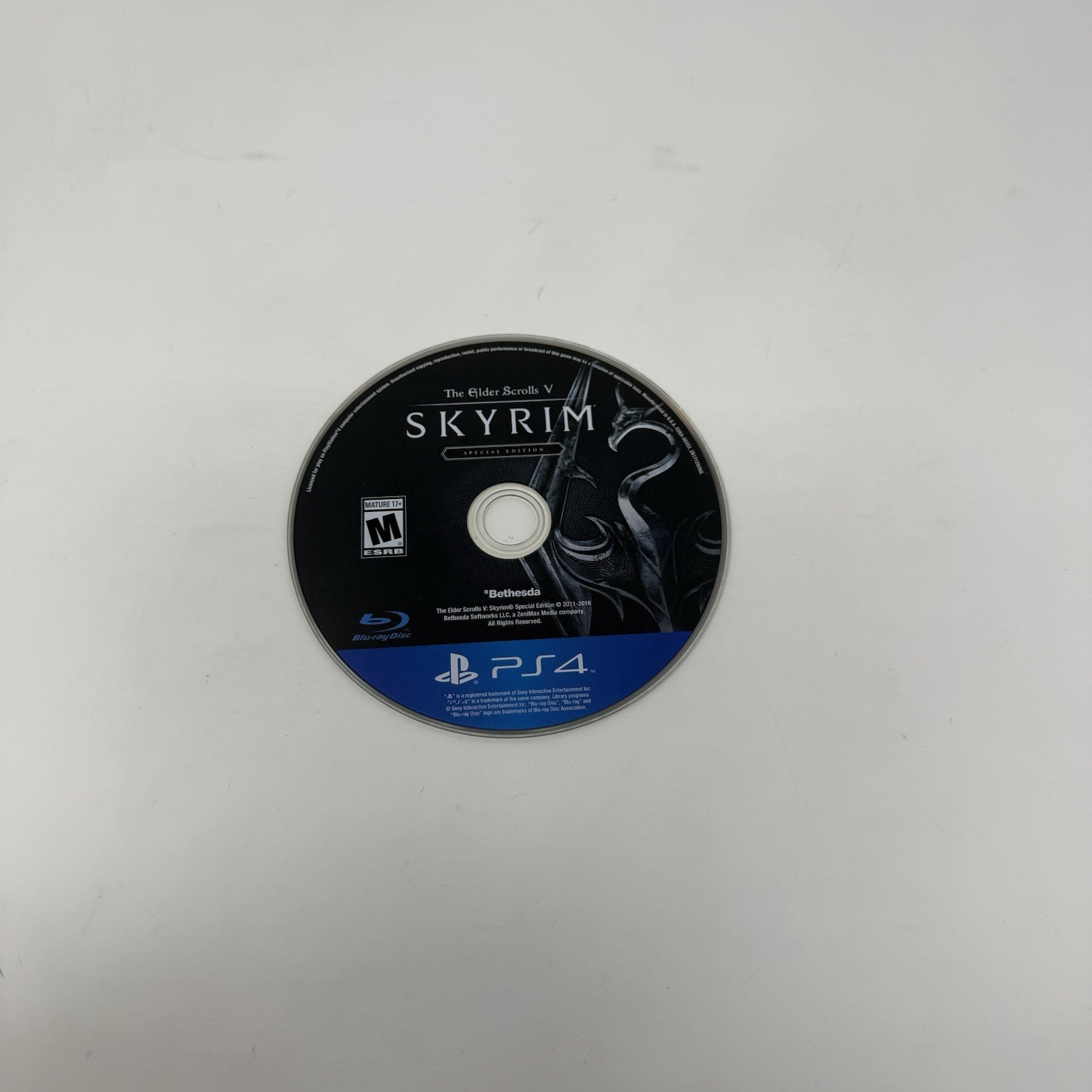 Sony PlayStation 4 Slim 1TB Console CUH-2215B Power Cord HDMI Skyrim Game Tested
