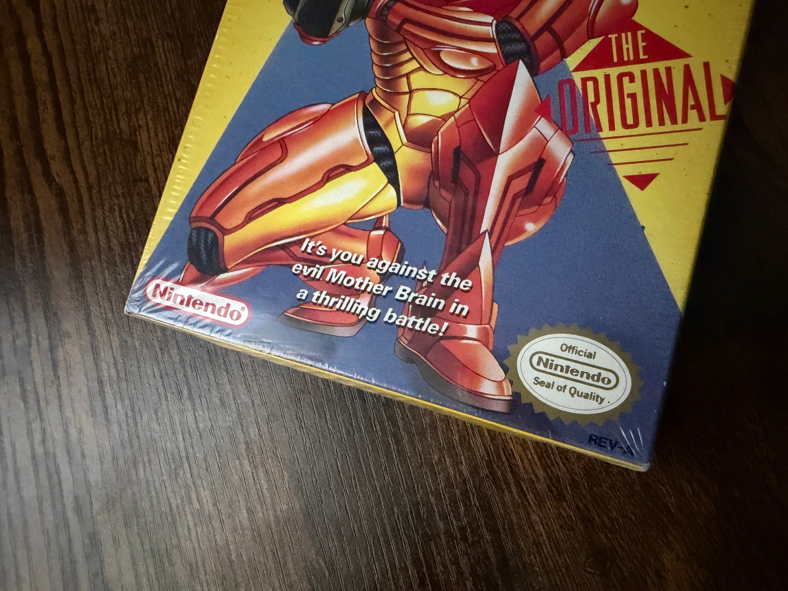 oval seal Metroid yellow complete in box seal nintendo nes factory MINT